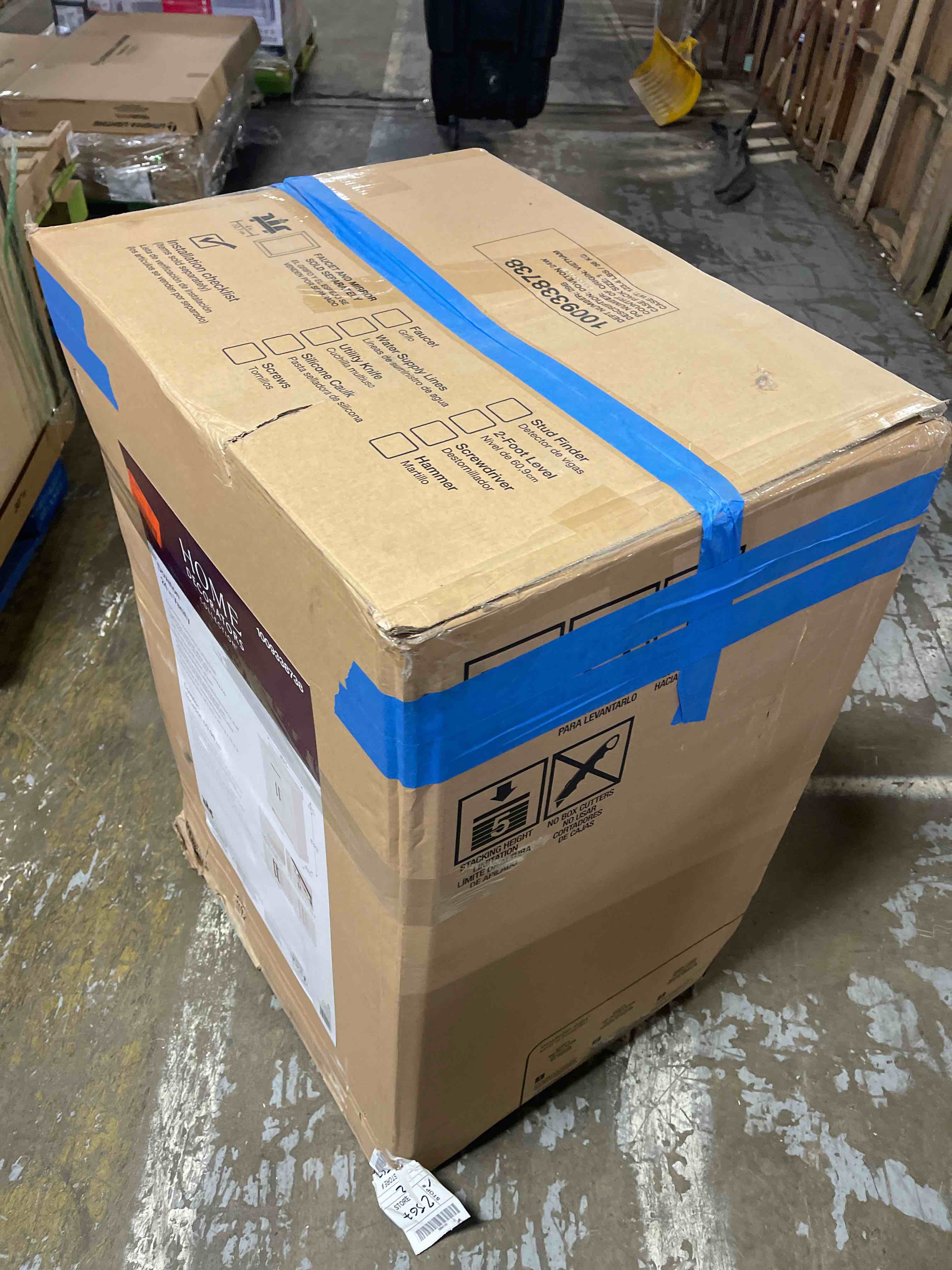 https://s3.amazonaws.com/lotting-images-prod/phillipi/TEA3358361_1754665639569.jpeg