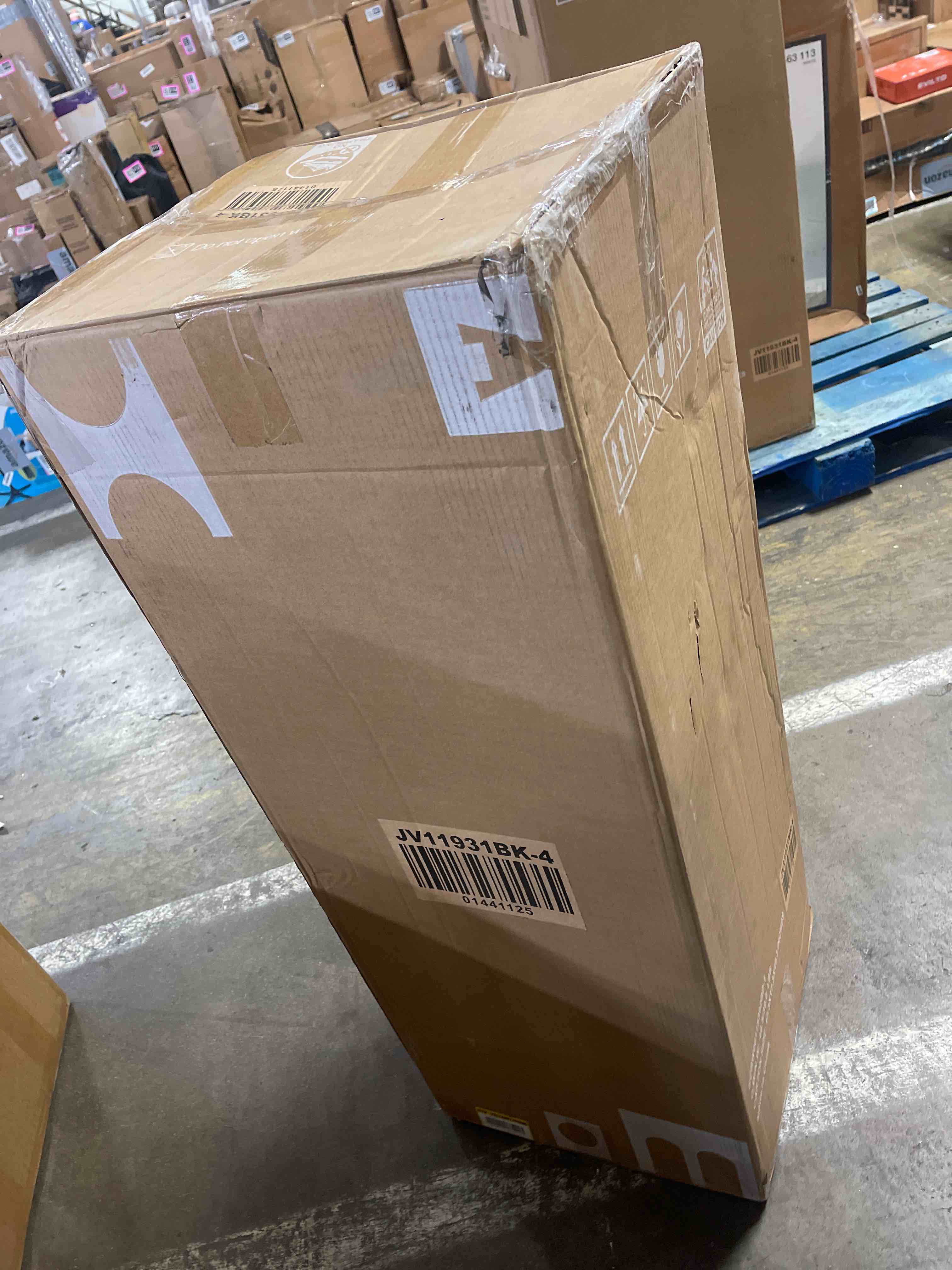 https://s3.amazonaws.com/lotting-images-prod/phillipi/TEA3358384_1754660570440.jpeg