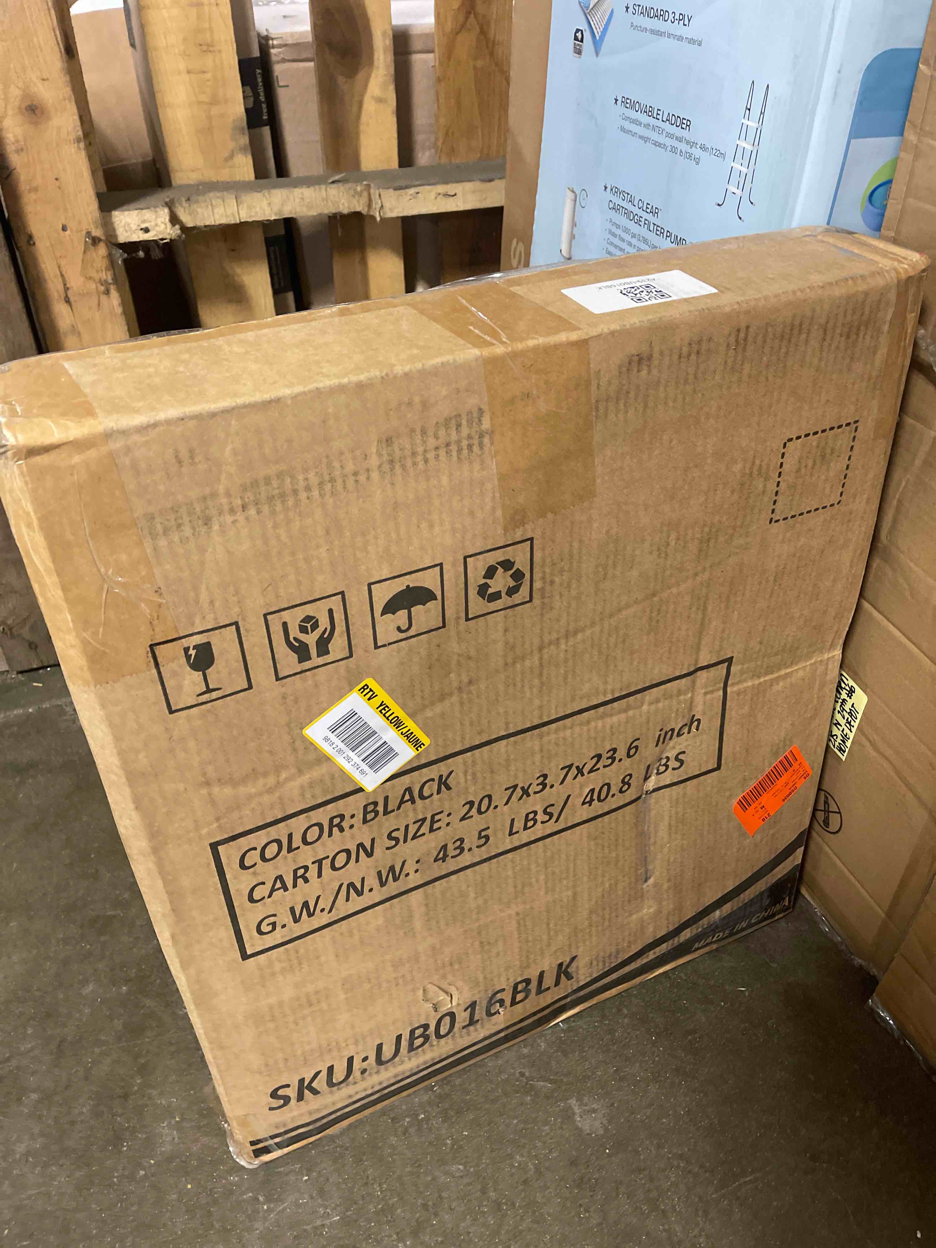 https://s3.amazonaws.com/lotting-images-prod/phillipi/TEA3358385_1754660208989.jpeg