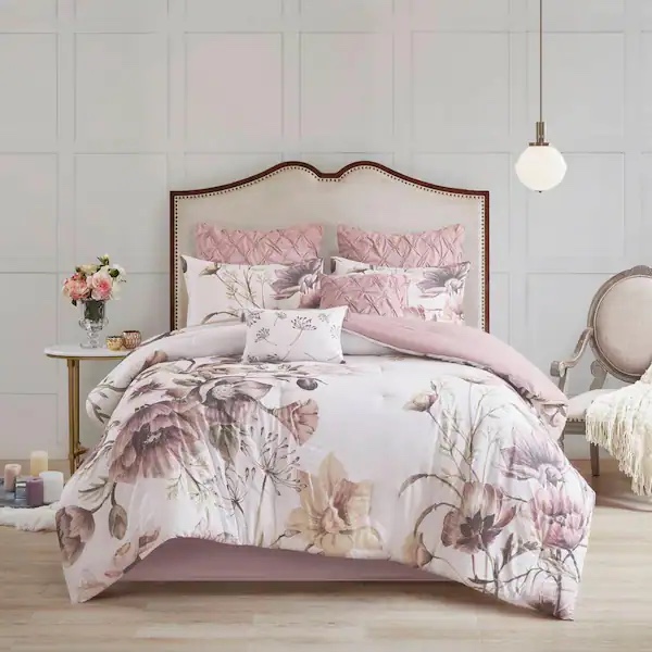 Madison Park Gisele 8-Piece Blush Queen Cotton Printed Comforter Set