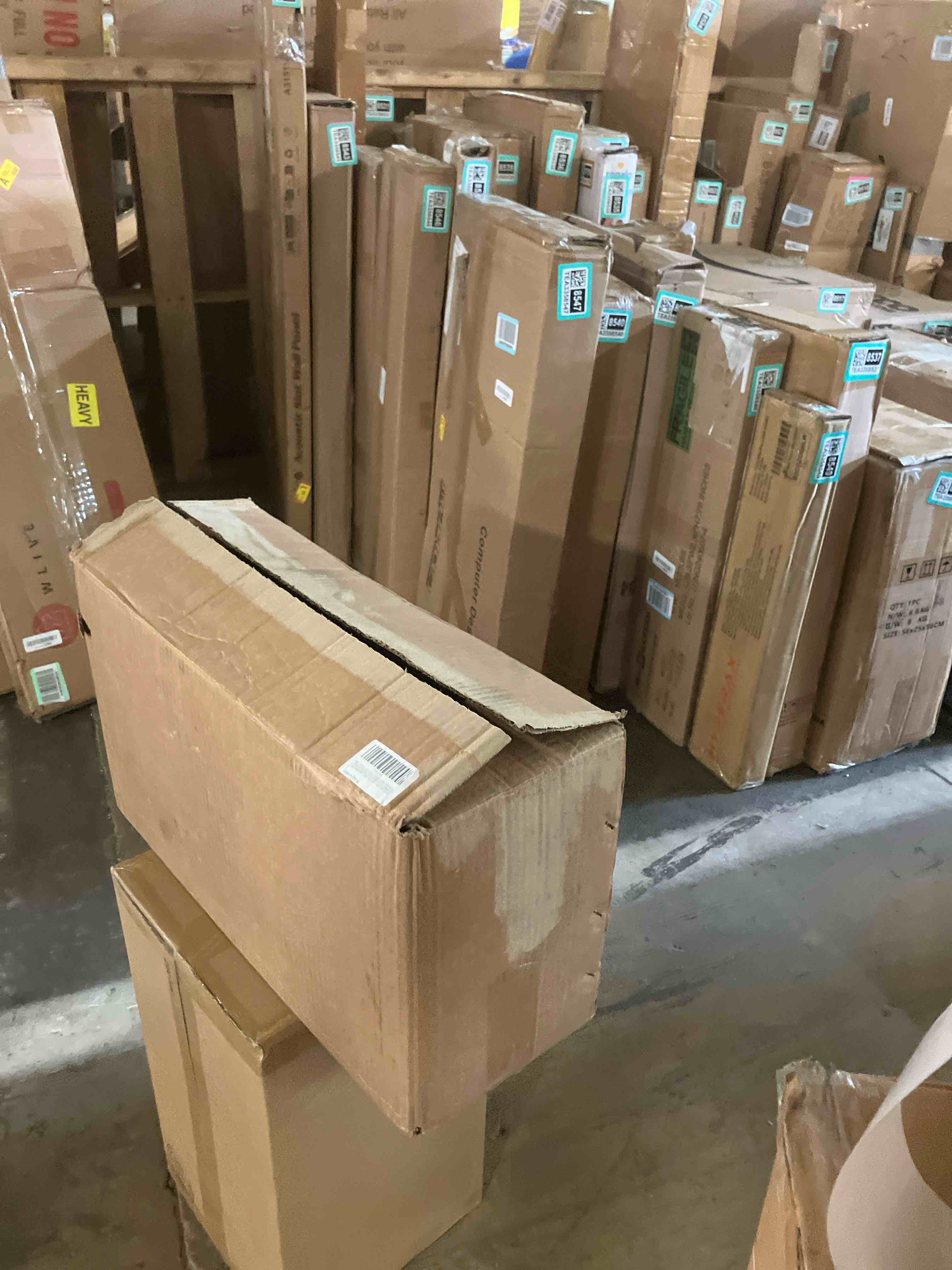https://s3.amazonaws.com/lotting-images-prod/phillipi/TEA3358550_1754928891343.jpeg