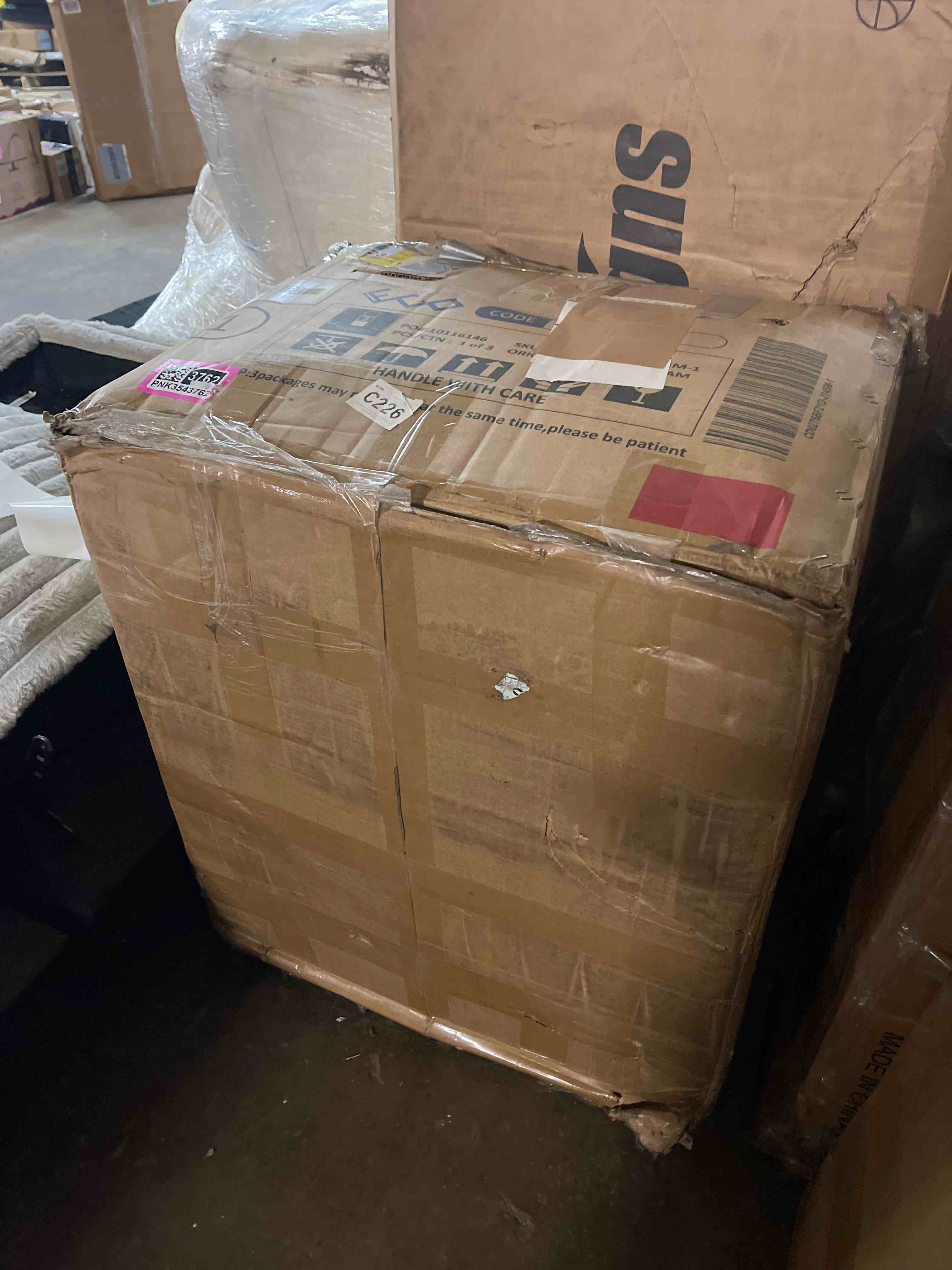 https://s3.amazonaws.com/lotting-images-prod/phillipi/TEA3358635_1755006506039.jpeg