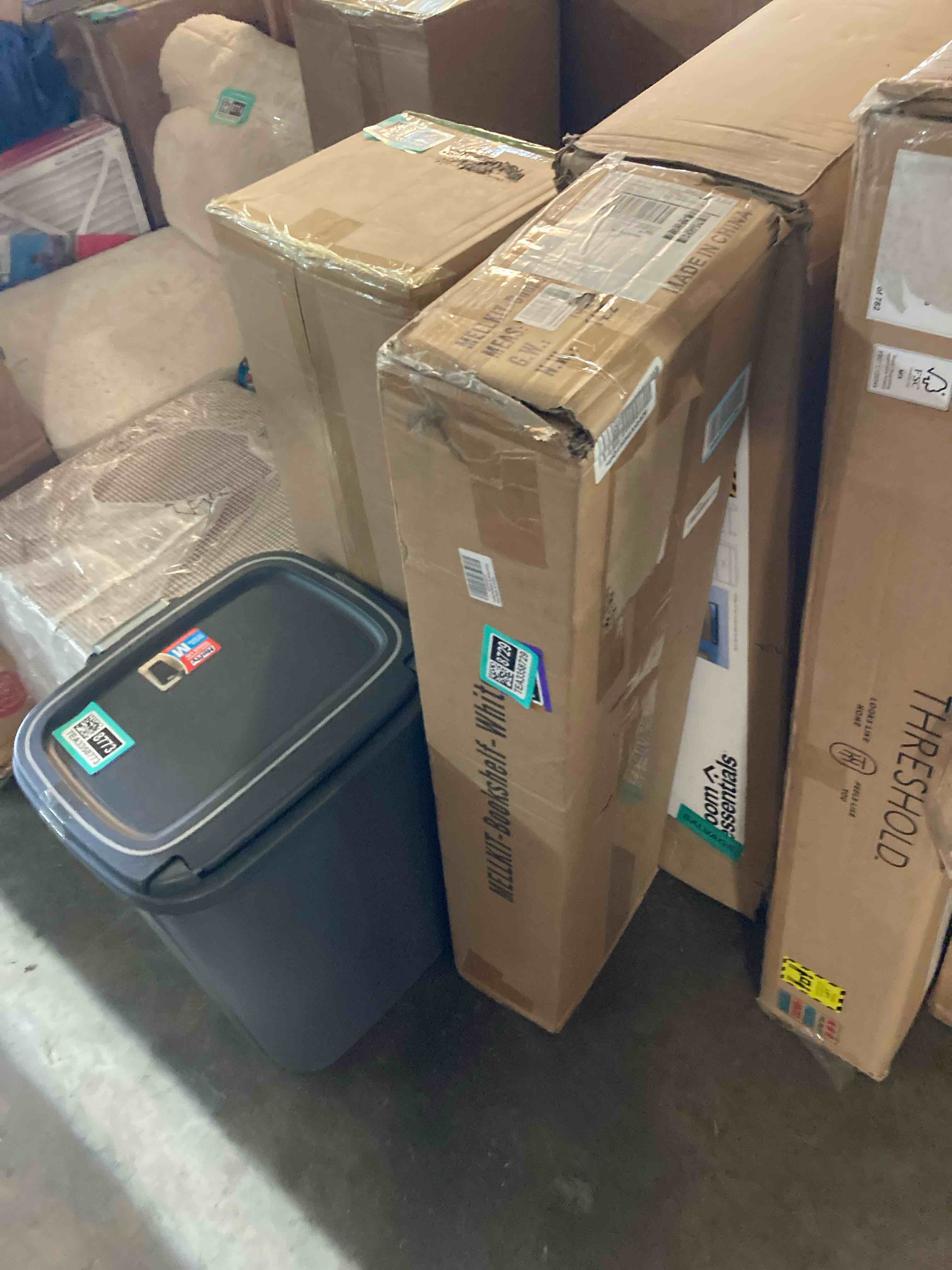 https://s3.amazonaws.com/lotting-images-prod/phillipi/TEA3358729_1755022961503.jpeg