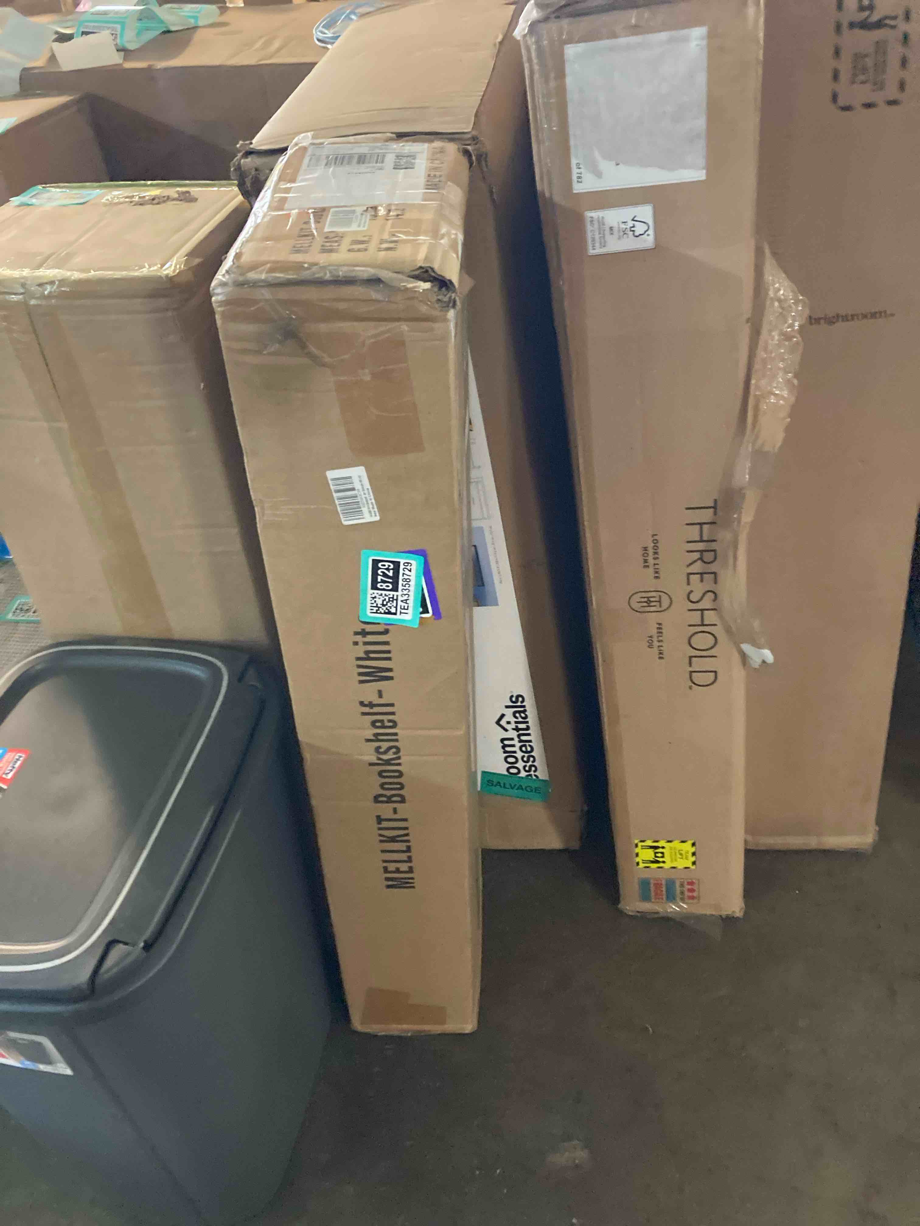 https://s3.amazonaws.com/lotting-images-prod/phillipi/TEA3358729_1755022963043.jpeg
