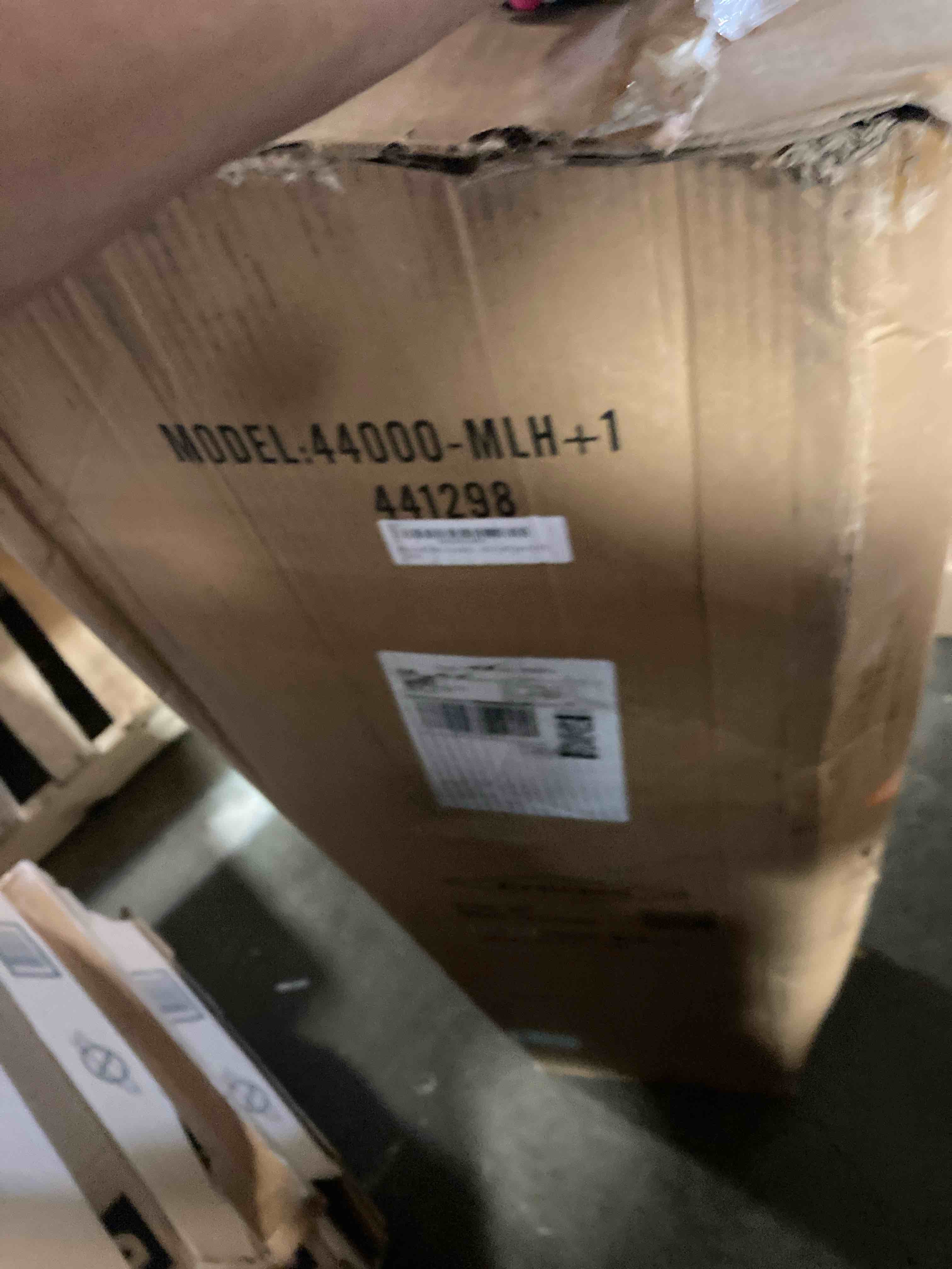 https://s3.amazonaws.com/lotting-images-prod/phillipi/TEA3358827_1755027834513.jpeg