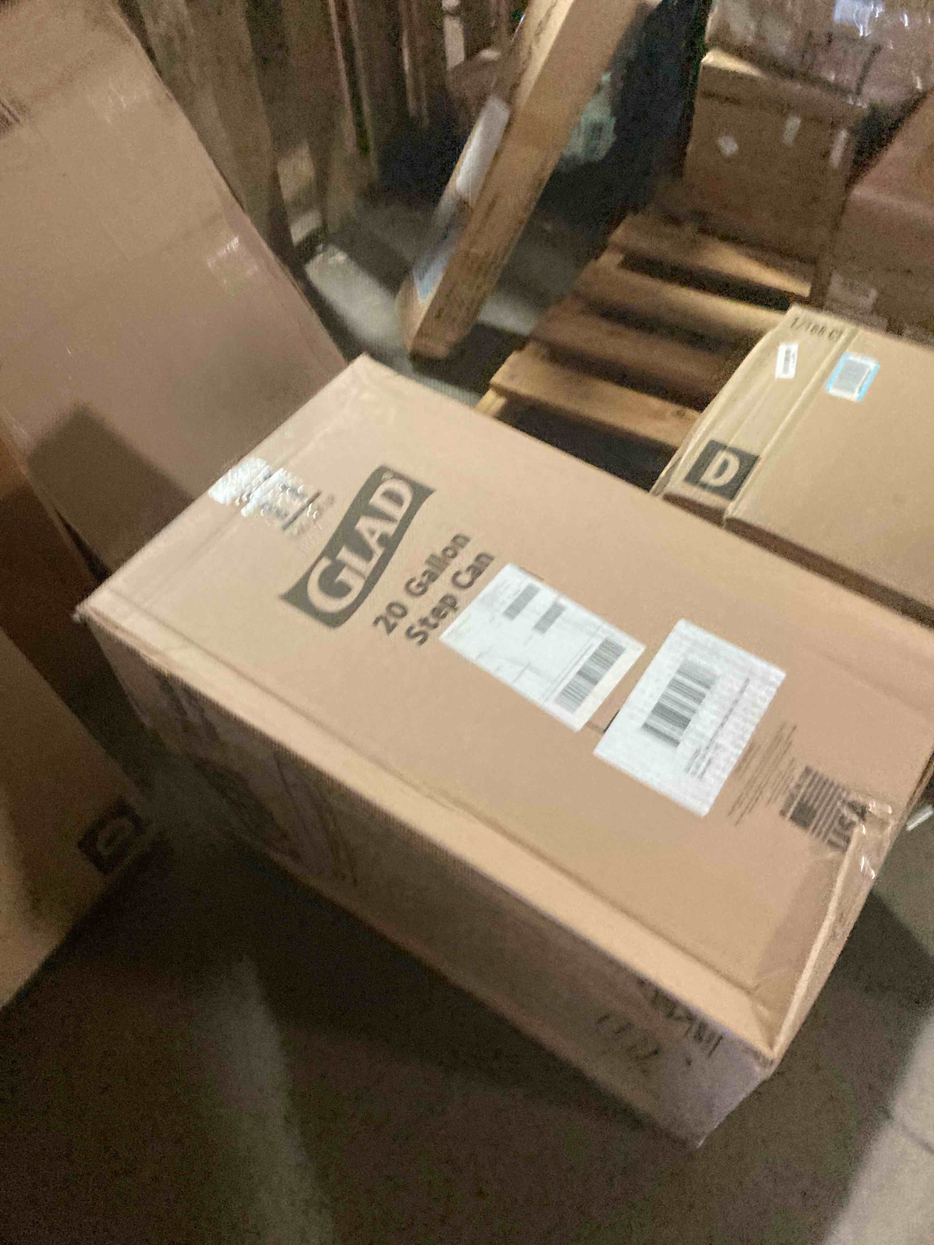 https://s3.amazonaws.com/lotting-images-prod/phillipi/TEA3358853_1755029942178.jpeg