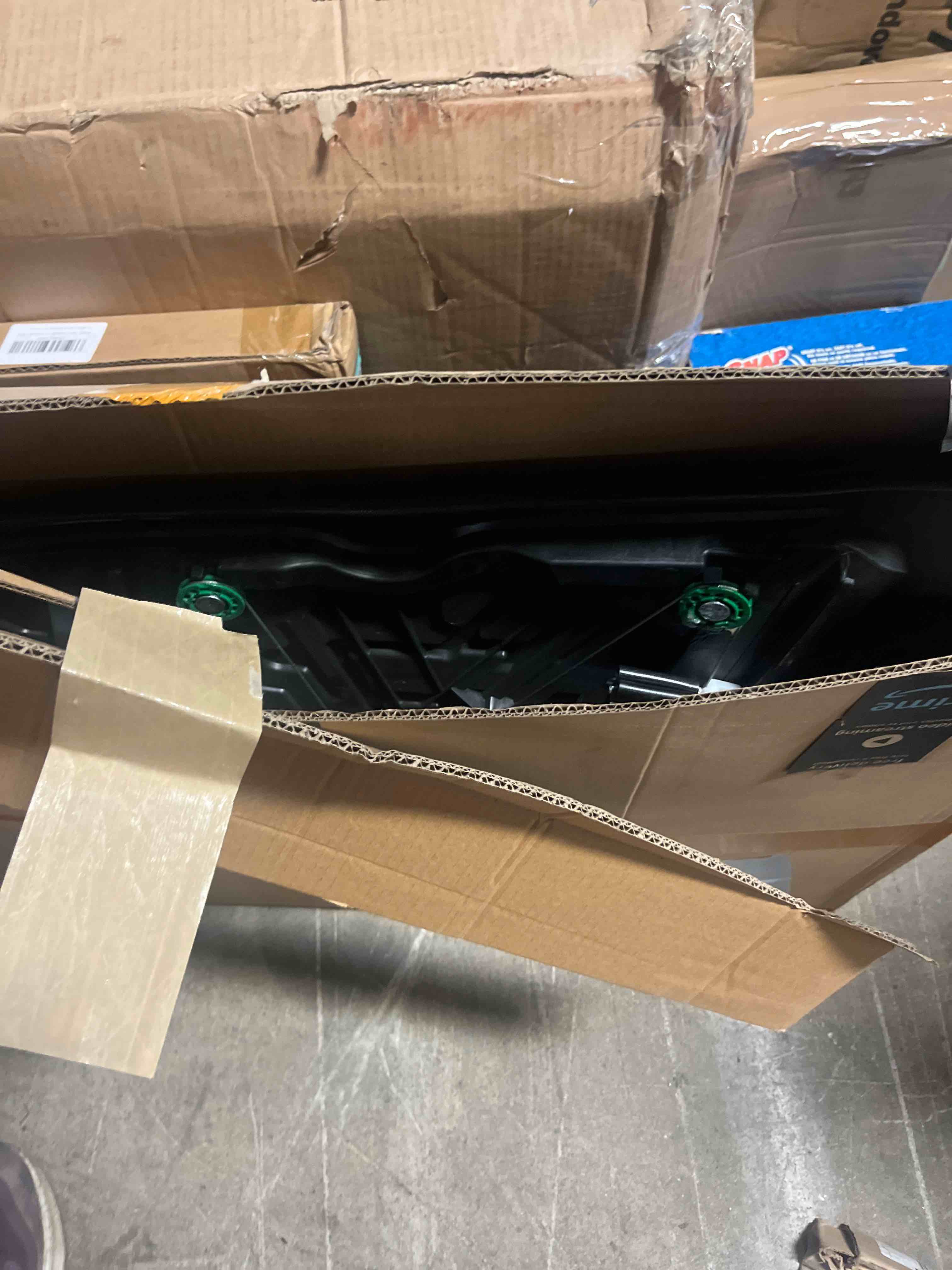 https://s3.amazonaws.com/lotting-images-prod/phillipi/TEA3358978_1755275633935.jpeg