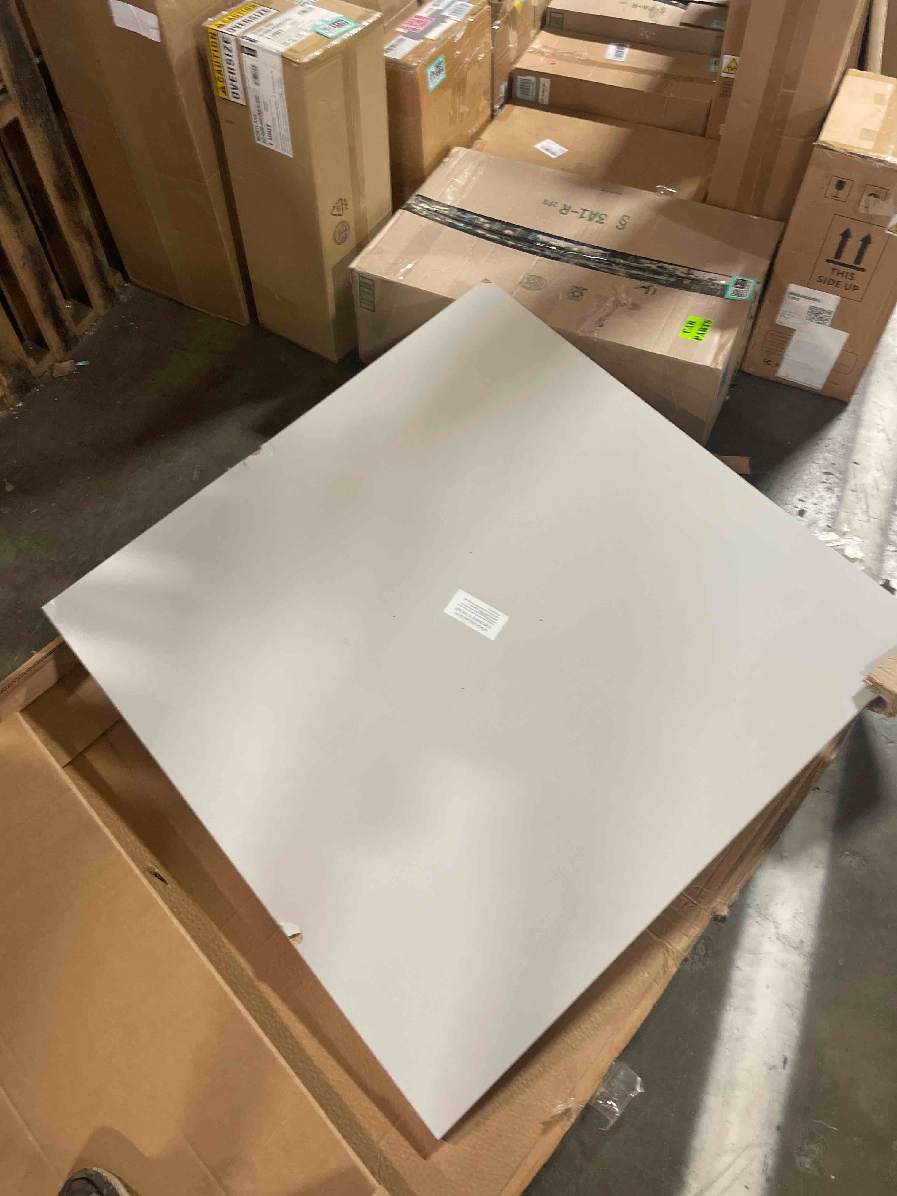 https://s3.amazonaws.com/lotting-images-prod/phillipi/TEA3359140_1755175068278.jpeg