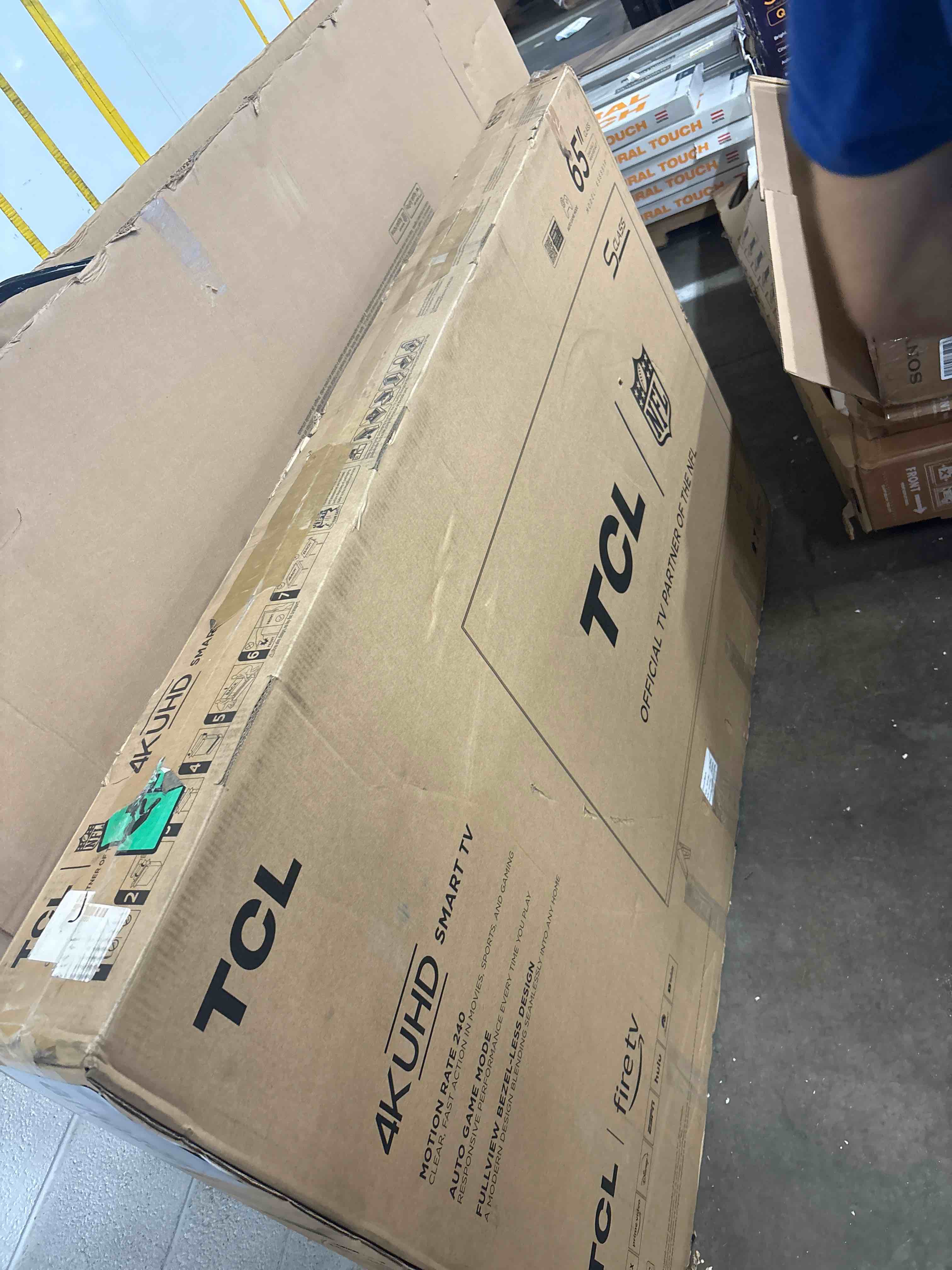 https://s3.amazonaws.com/lotting-images-prod/phillipi/TEA3359176_1755116434577.jpeg