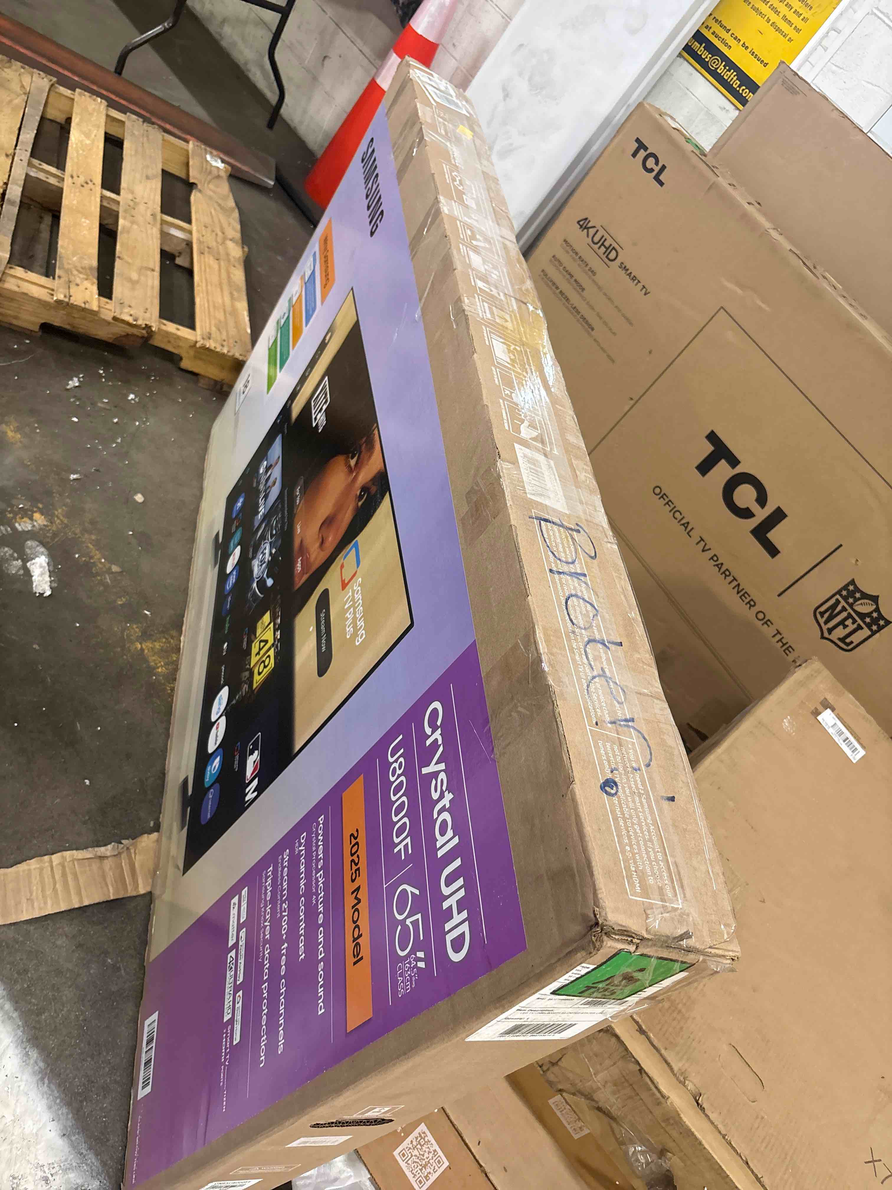 https://s3.amazonaws.com/lotting-images-prod/phillipi/TEA3359177_1755116500093.jpeg