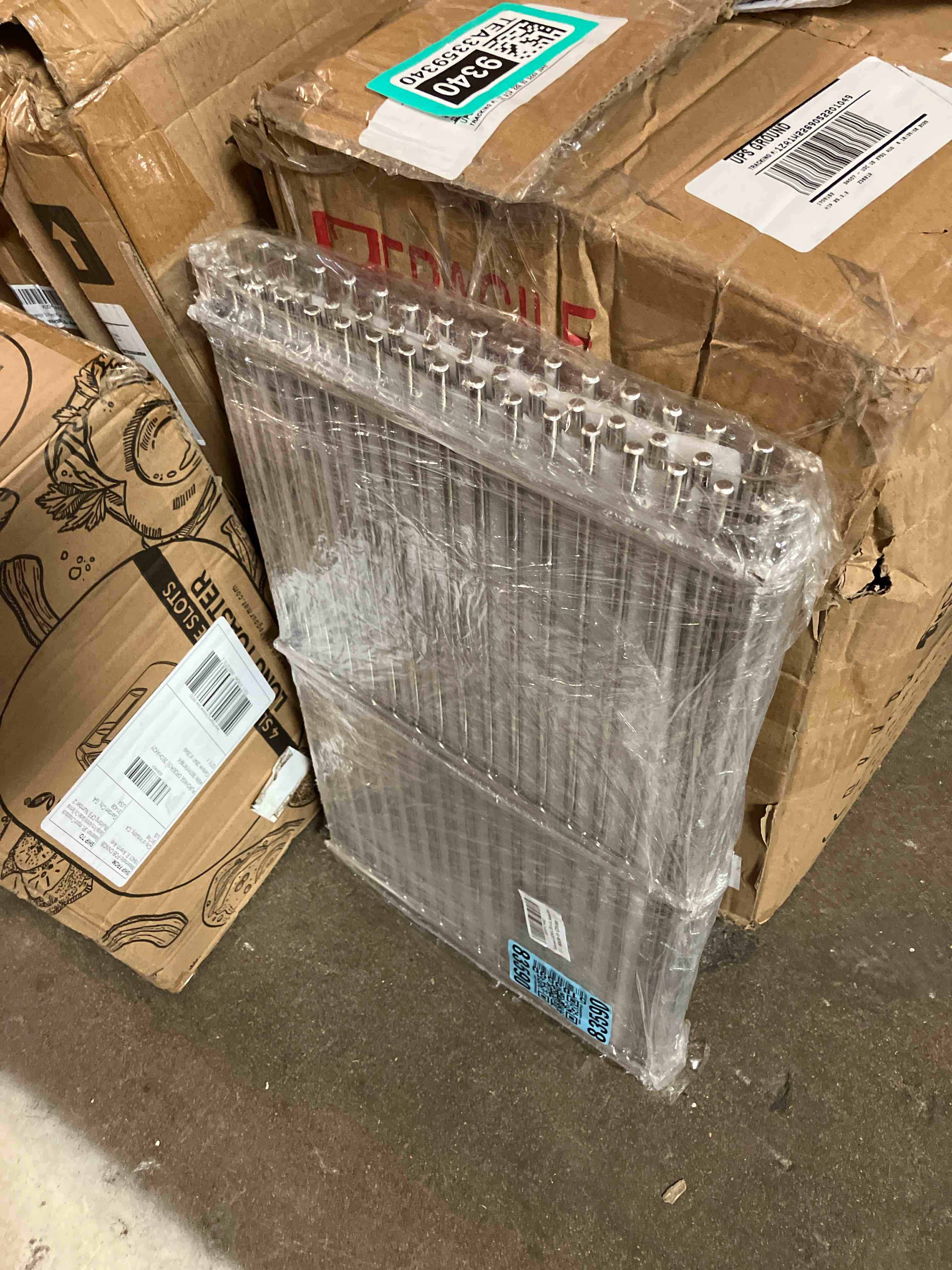 https://s3.amazonaws.com/lotting-images-prod/phillipi/TEA3359341_1755208056888.jpeg