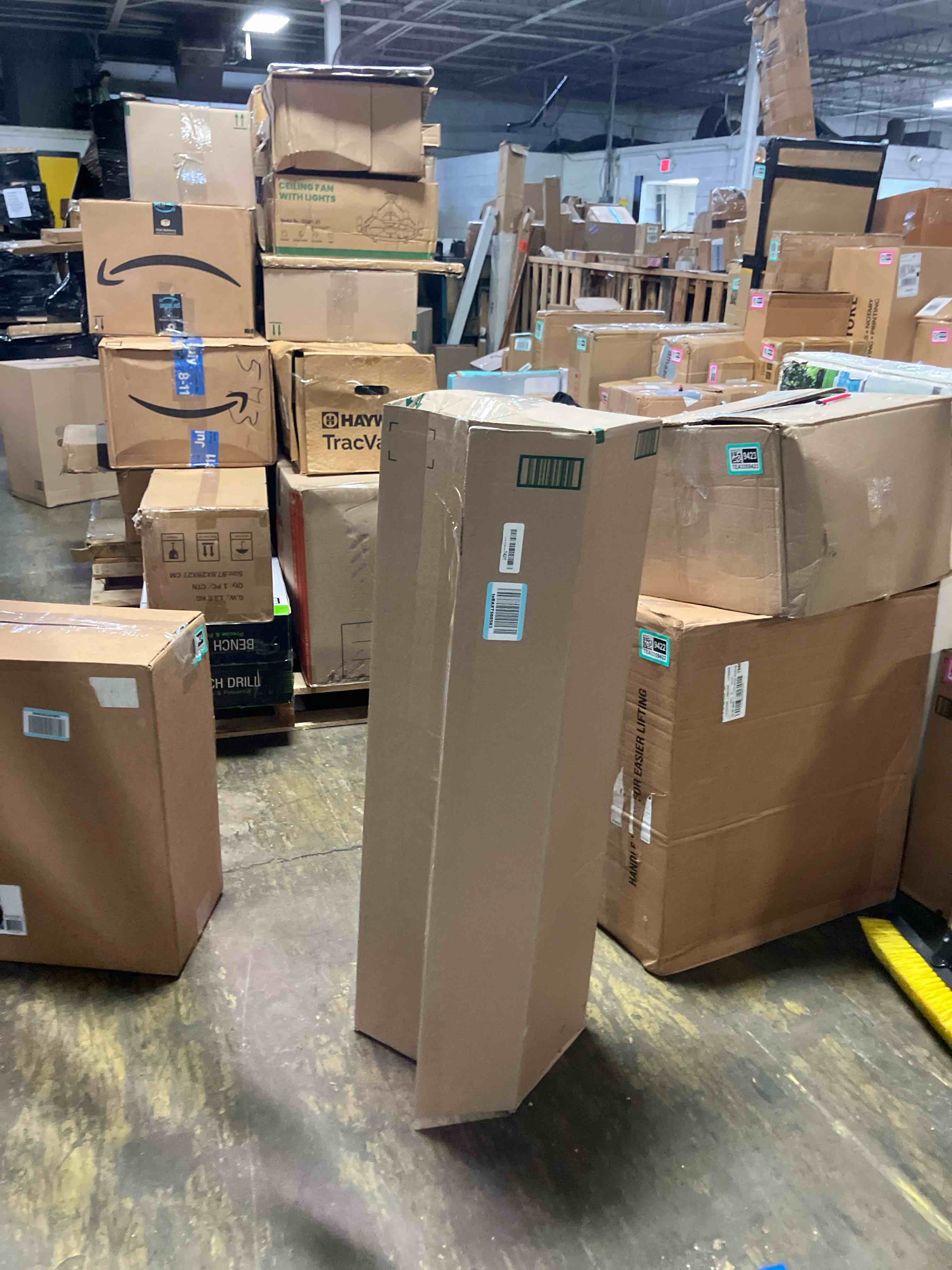 https://s3.amazonaws.com/lotting-images-prod/phillipi/TEA3359425_1755194115867.jpeg