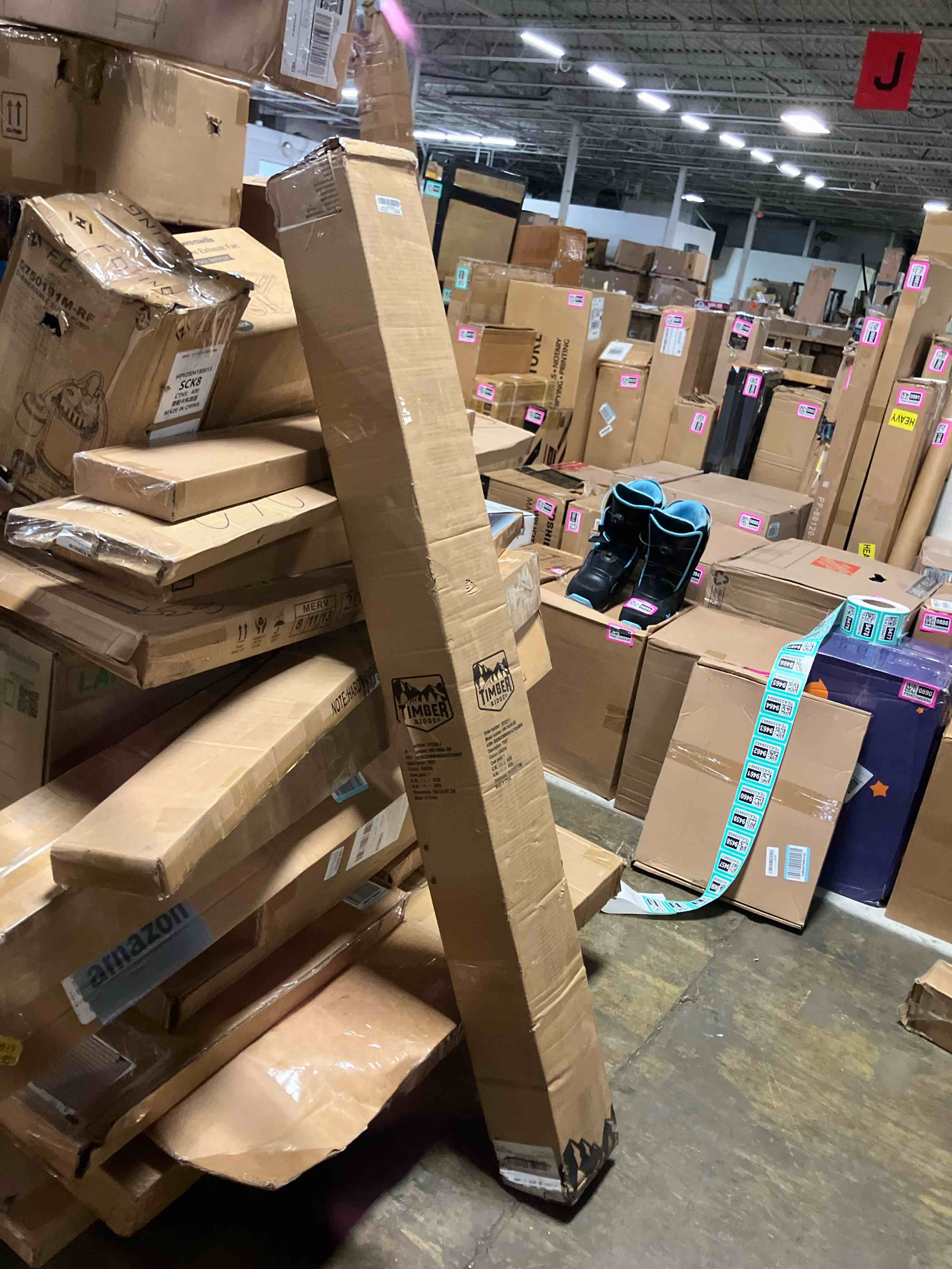 https://s3.amazonaws.com/lotting-images-prod/phillipi/TEA3359452_1755198946926.jpeg