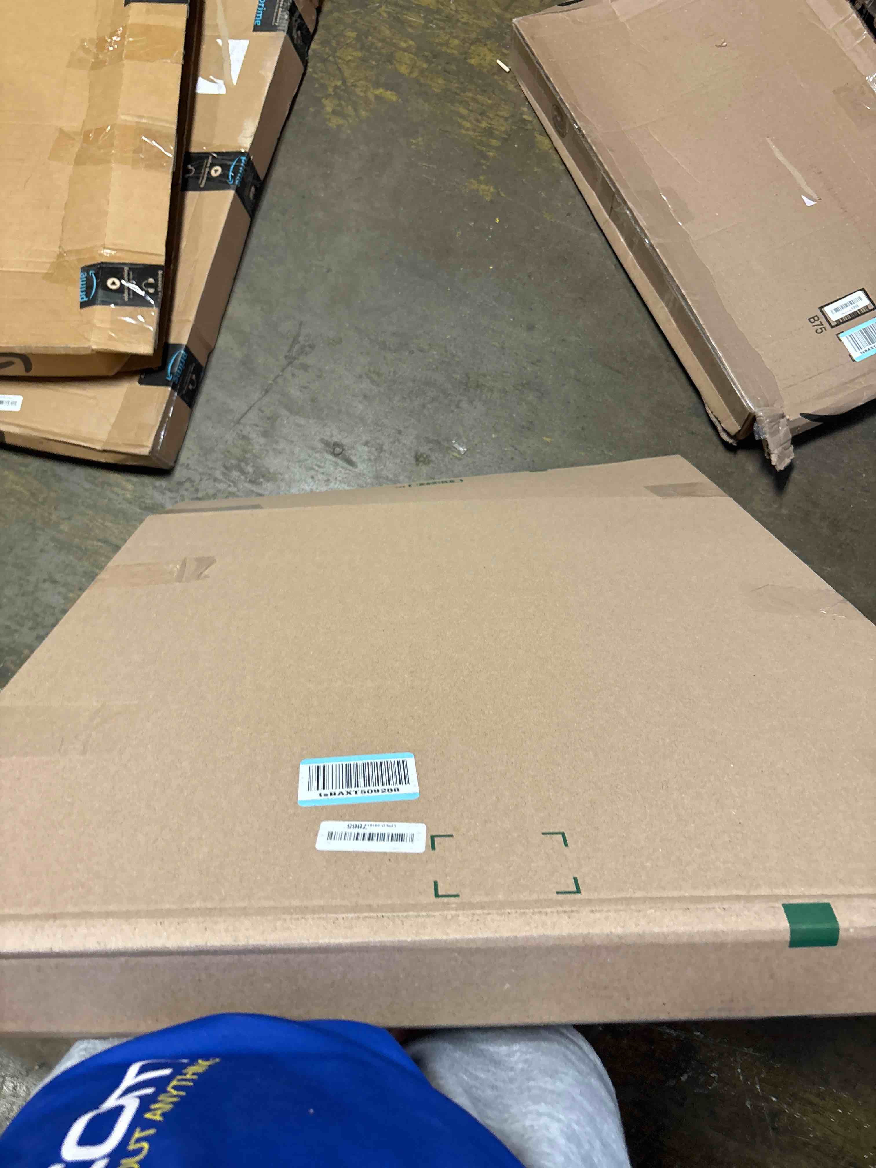 https://s3.amazonaws.com/lotting-images-prod/phillipi/TEA3359684_1755626762609.jpeg