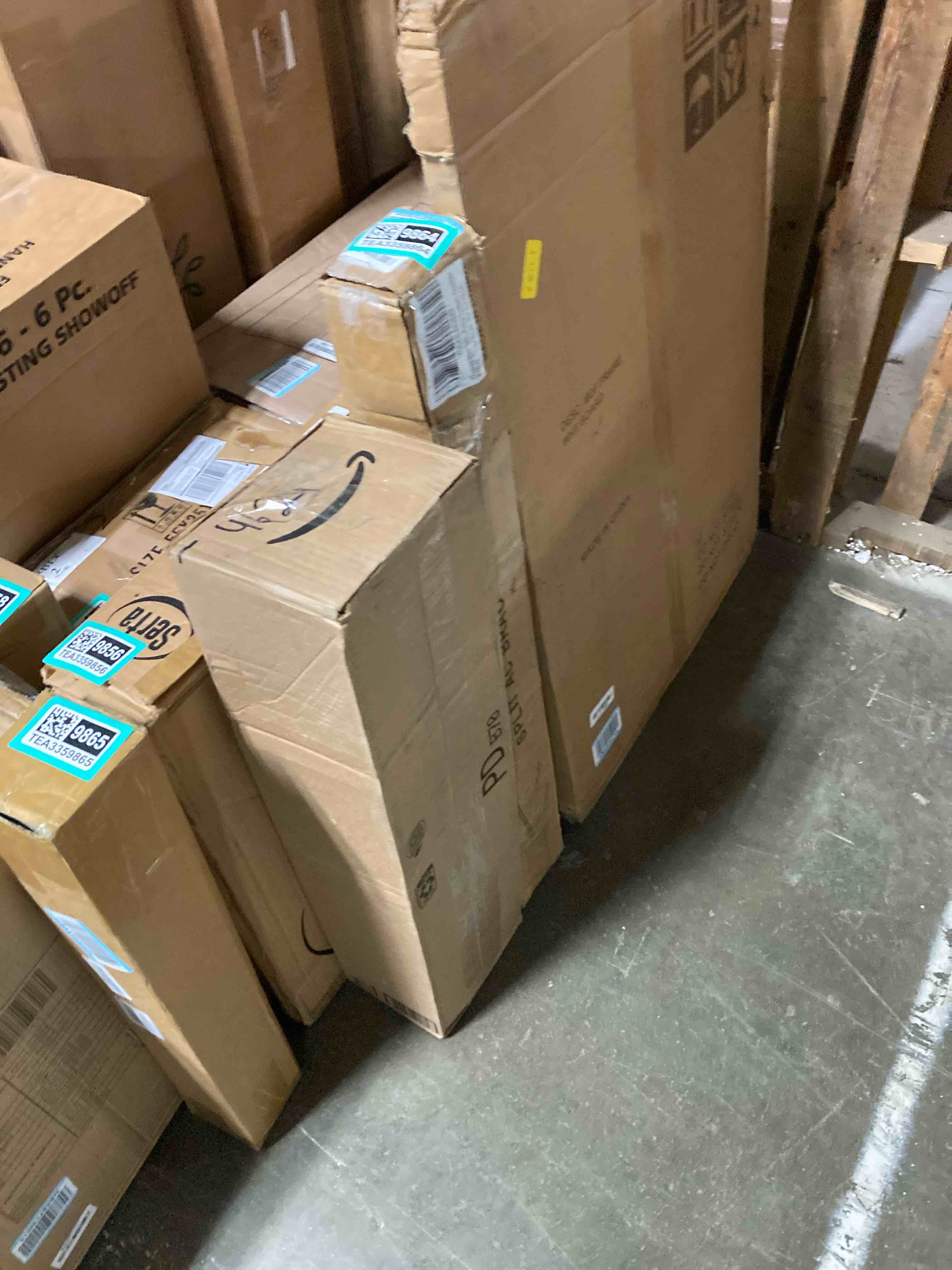 https://s3.amazonaws.com/lotting-images-prod/phillipi/TEA3359866_1756218079400.jpeg