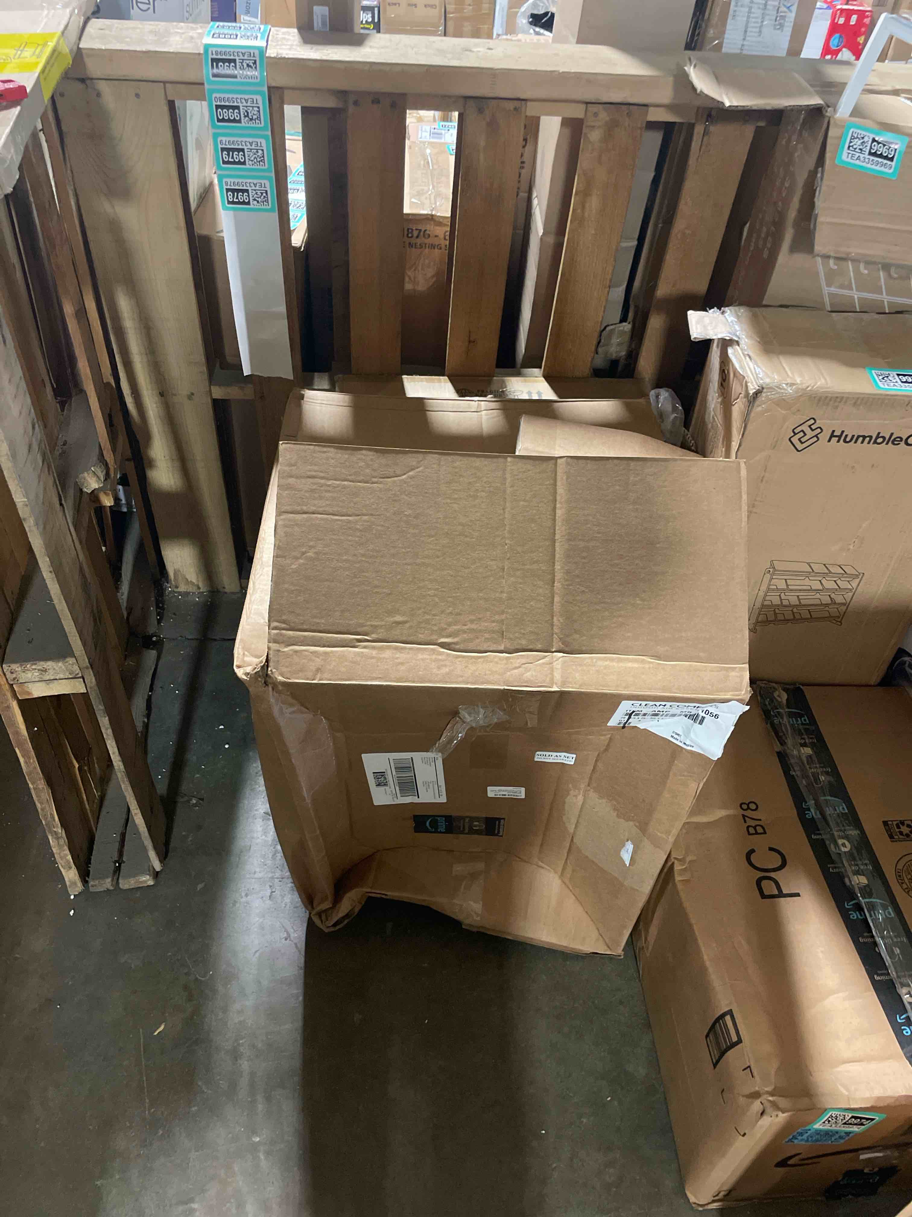 https://s3.amazonaws.com/lotting-images-prod/phillipi/TEA3359978_1756296581918.jpeg