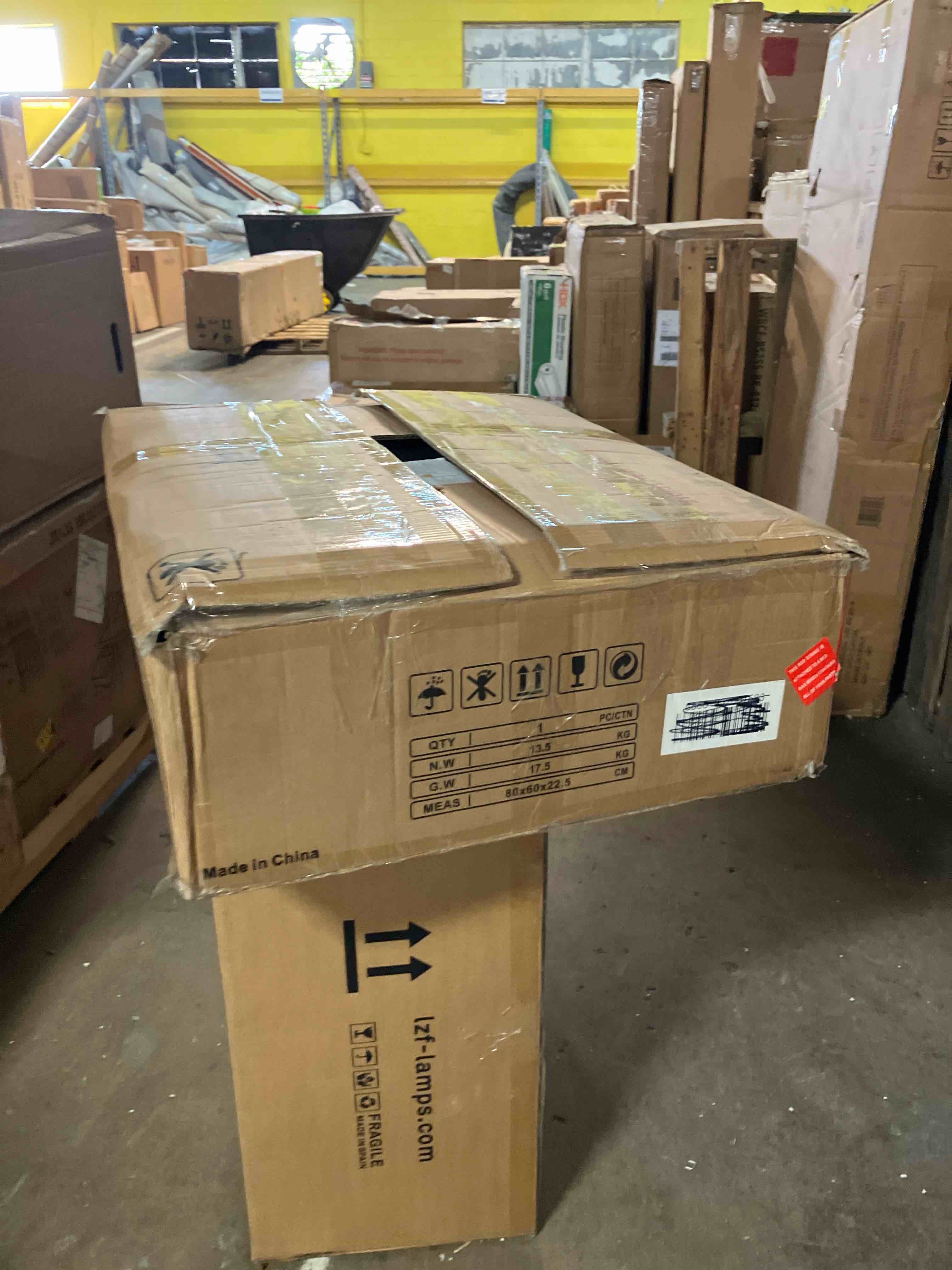 https://s3.amazonaws.com/lotting-images-prod/phillipi/TEA3360020_1756221046533.jpeg