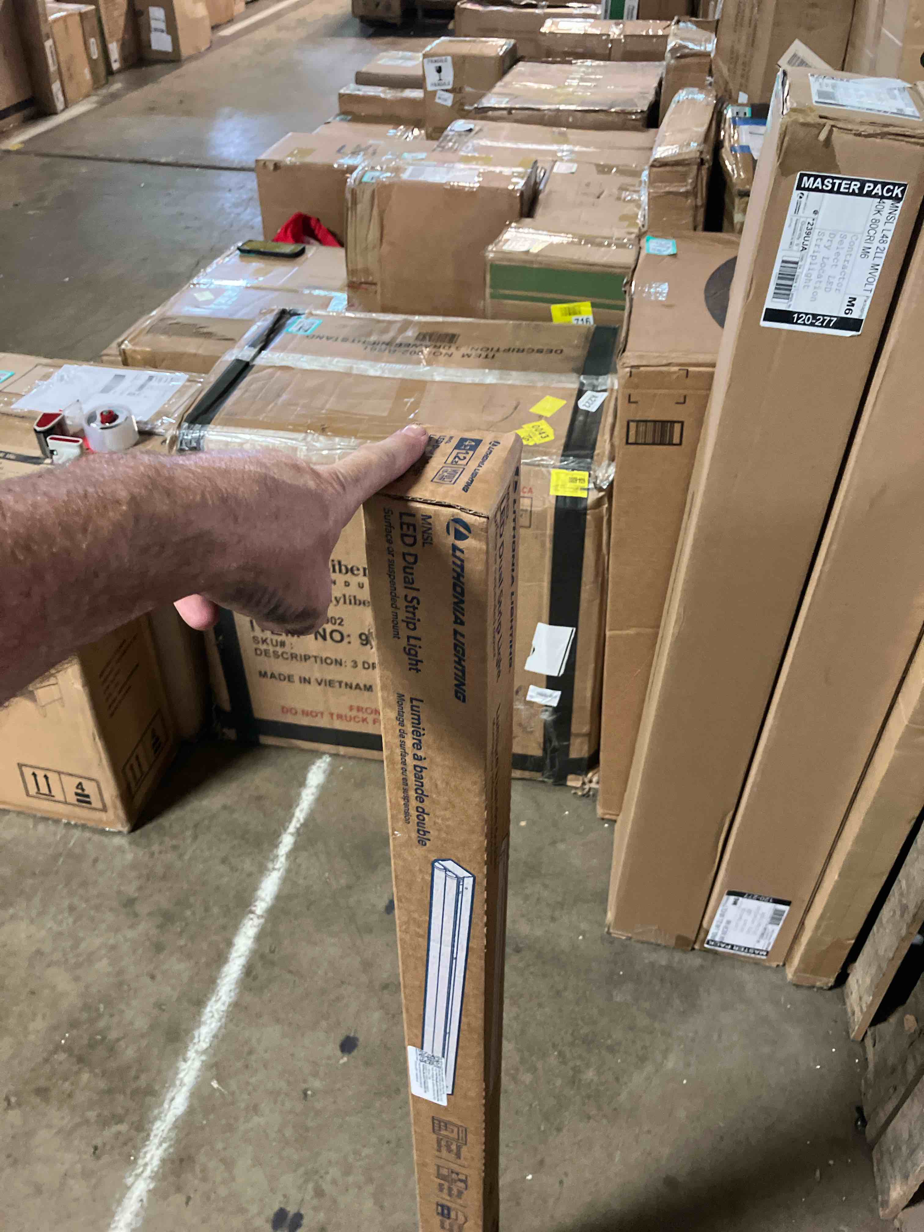 https://s3.amazonaws.com/lotting-images-prod/phillipi/TEA3360024_1756231781856.jpeg