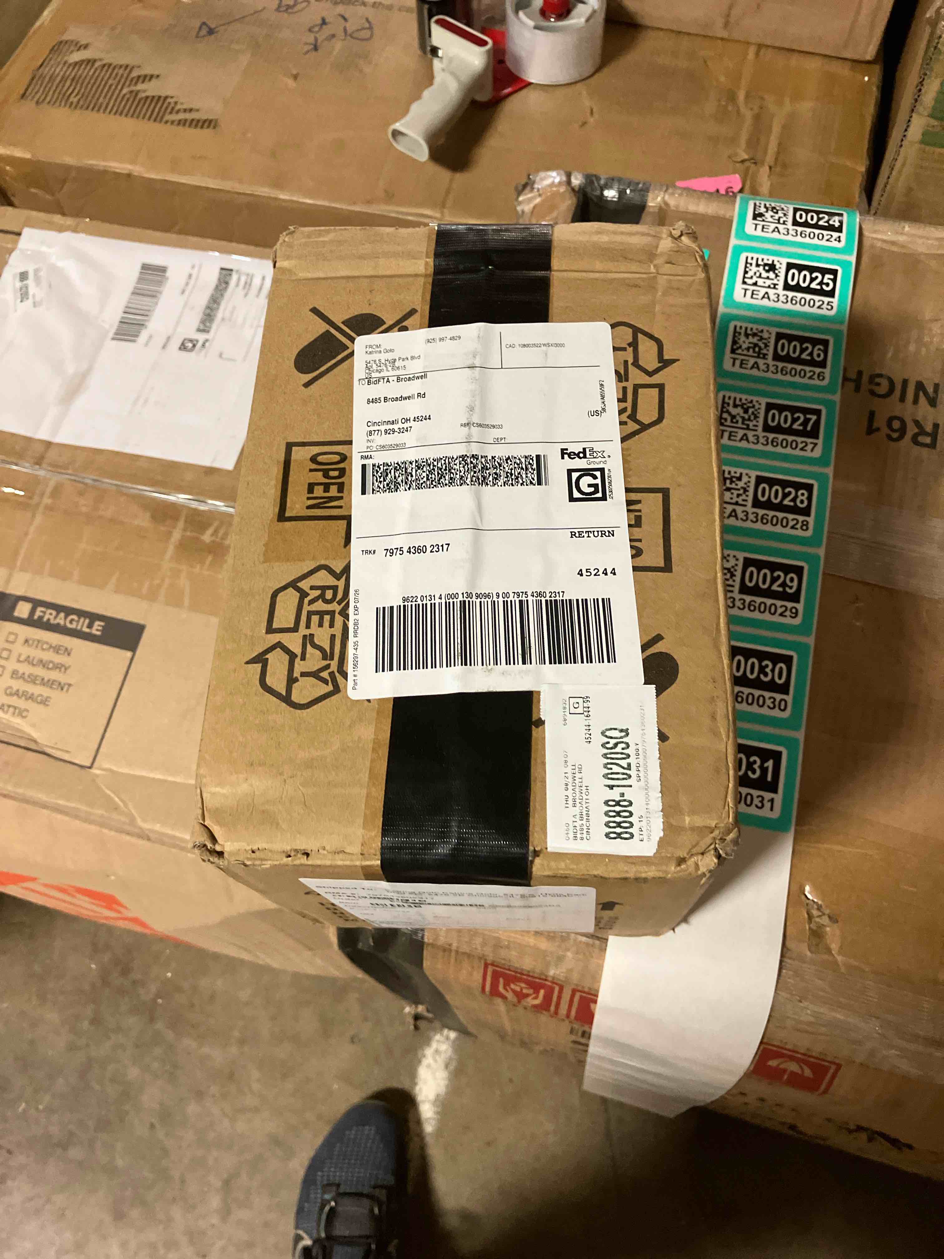 https://s3.amazonaws.com/lotting-images-prod/phillipi/TEA3360031_1756230562200.jpeg