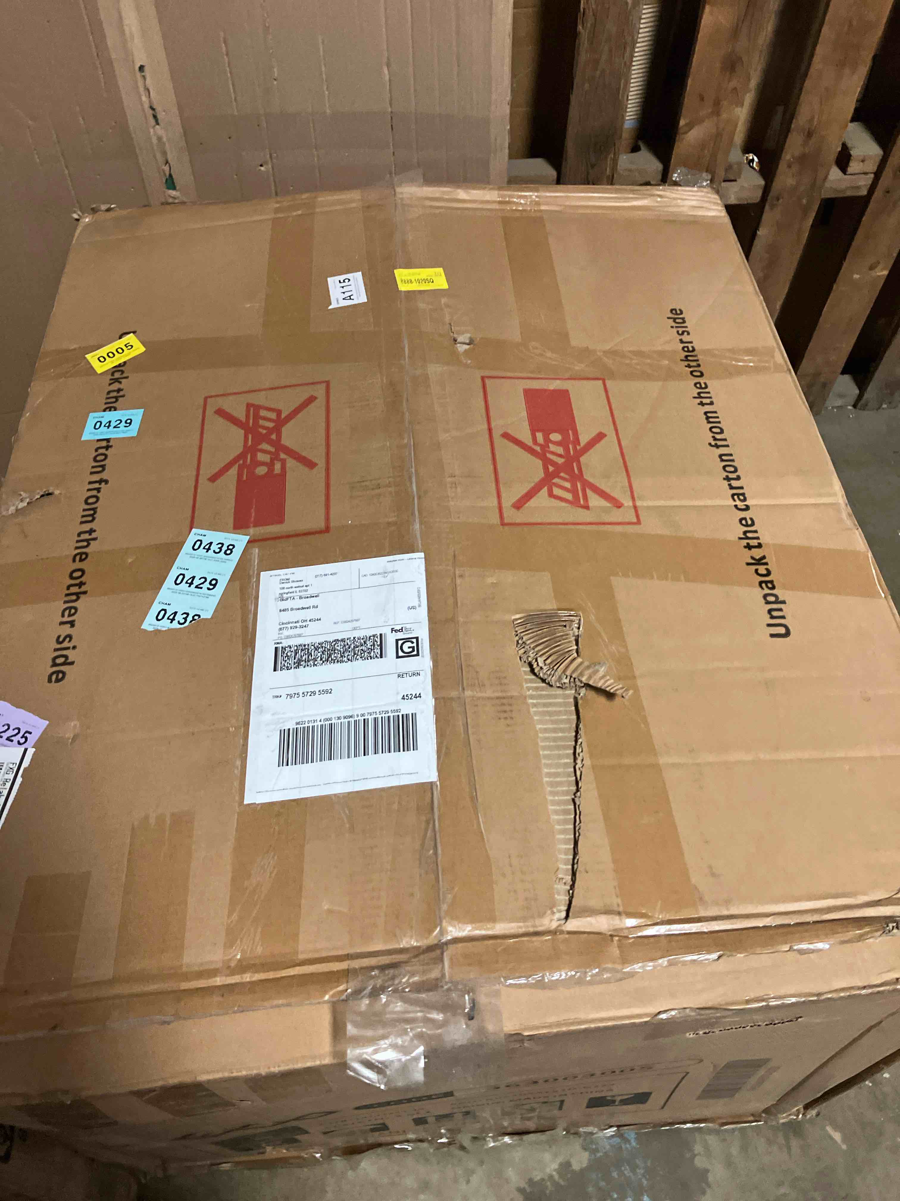 https://s3.amazonaws.com/lotting-images-prod/phillipi/TEA3360046_1756233444821.jpeg