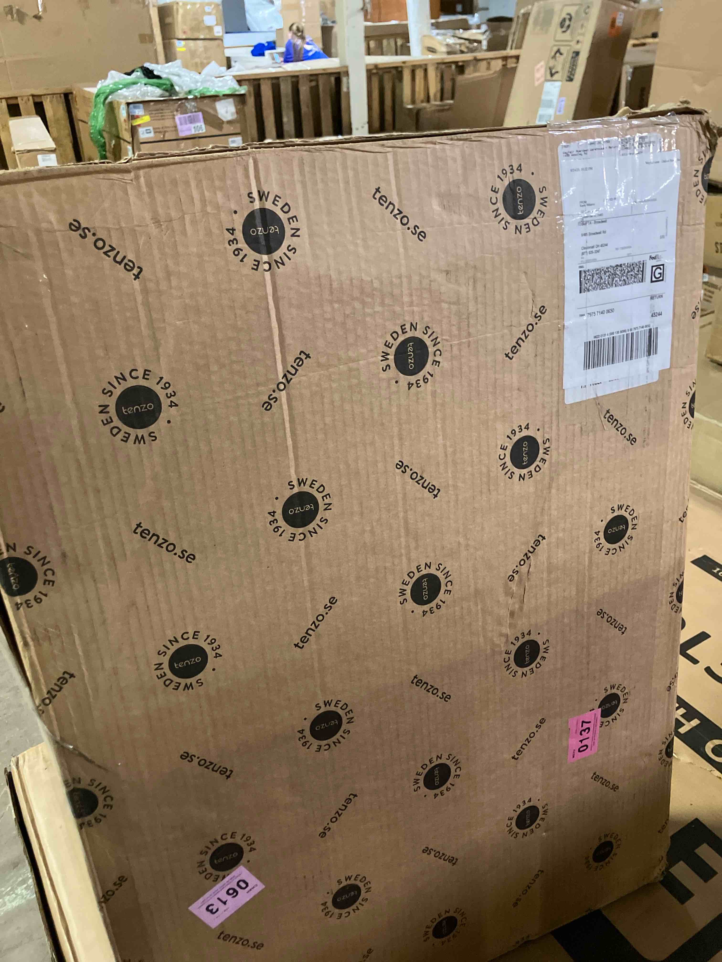 https://s3.amazonaws.com/lotting-images-prod/phillipi/TEA3360076_1757709457781.jpeg
