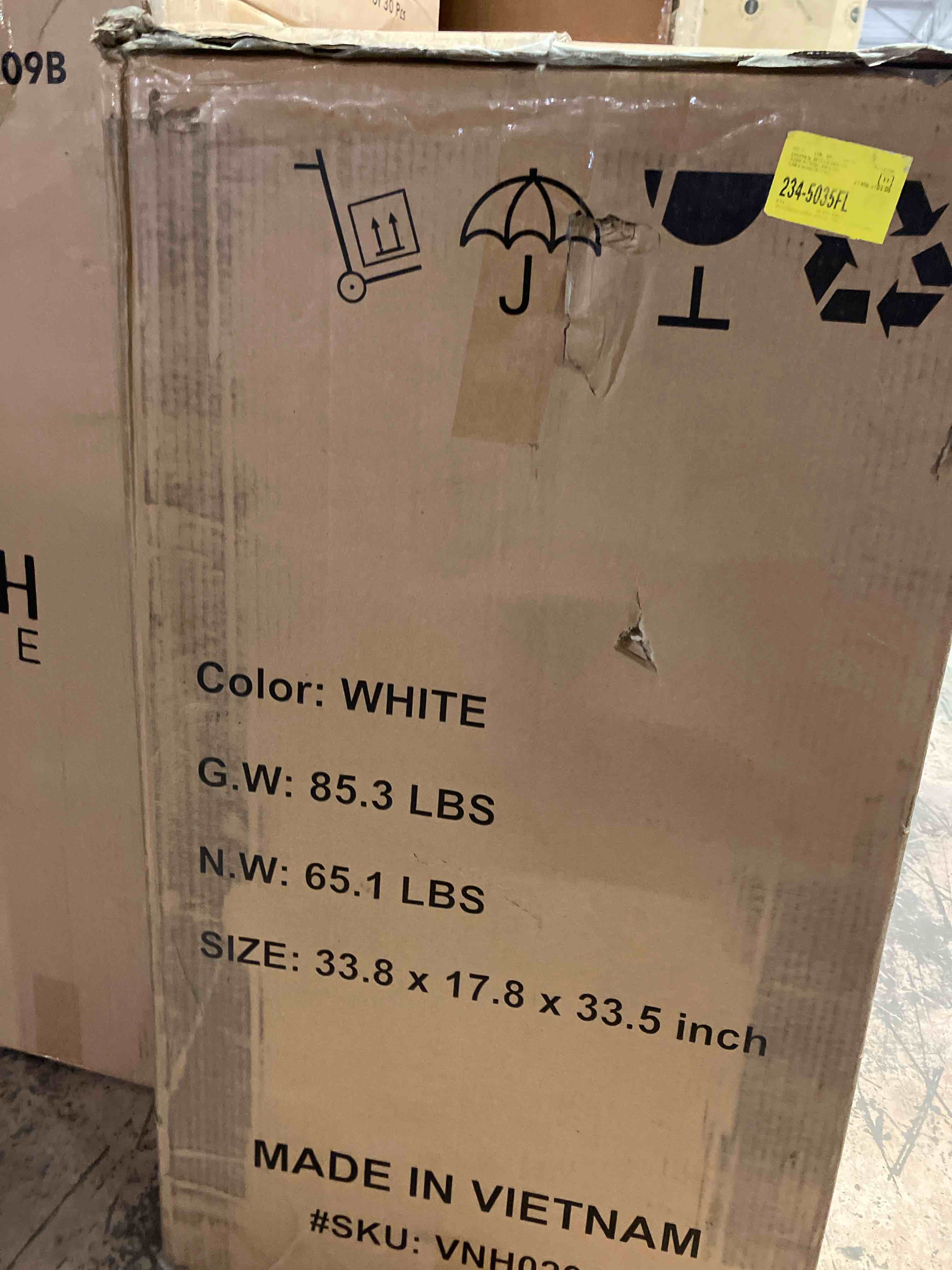 https://s3.amazonaws.com/lotting-images-prod/phillipi/TEA3360089_1757712735737.jpeg