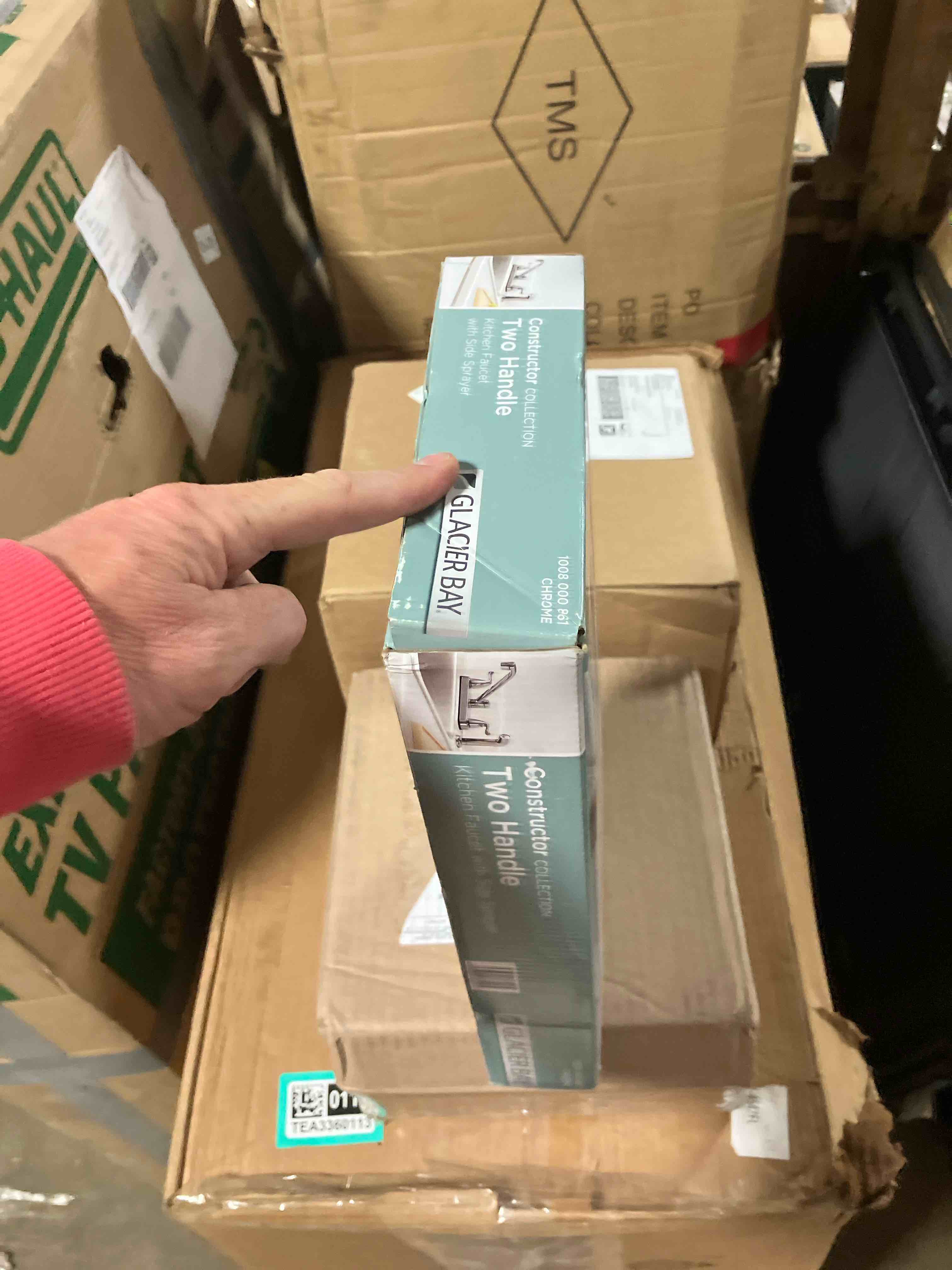 https://s3.amazonaws.com/lotting-images-prod/phillipi/TEA3360111_1756304630261.jpeg