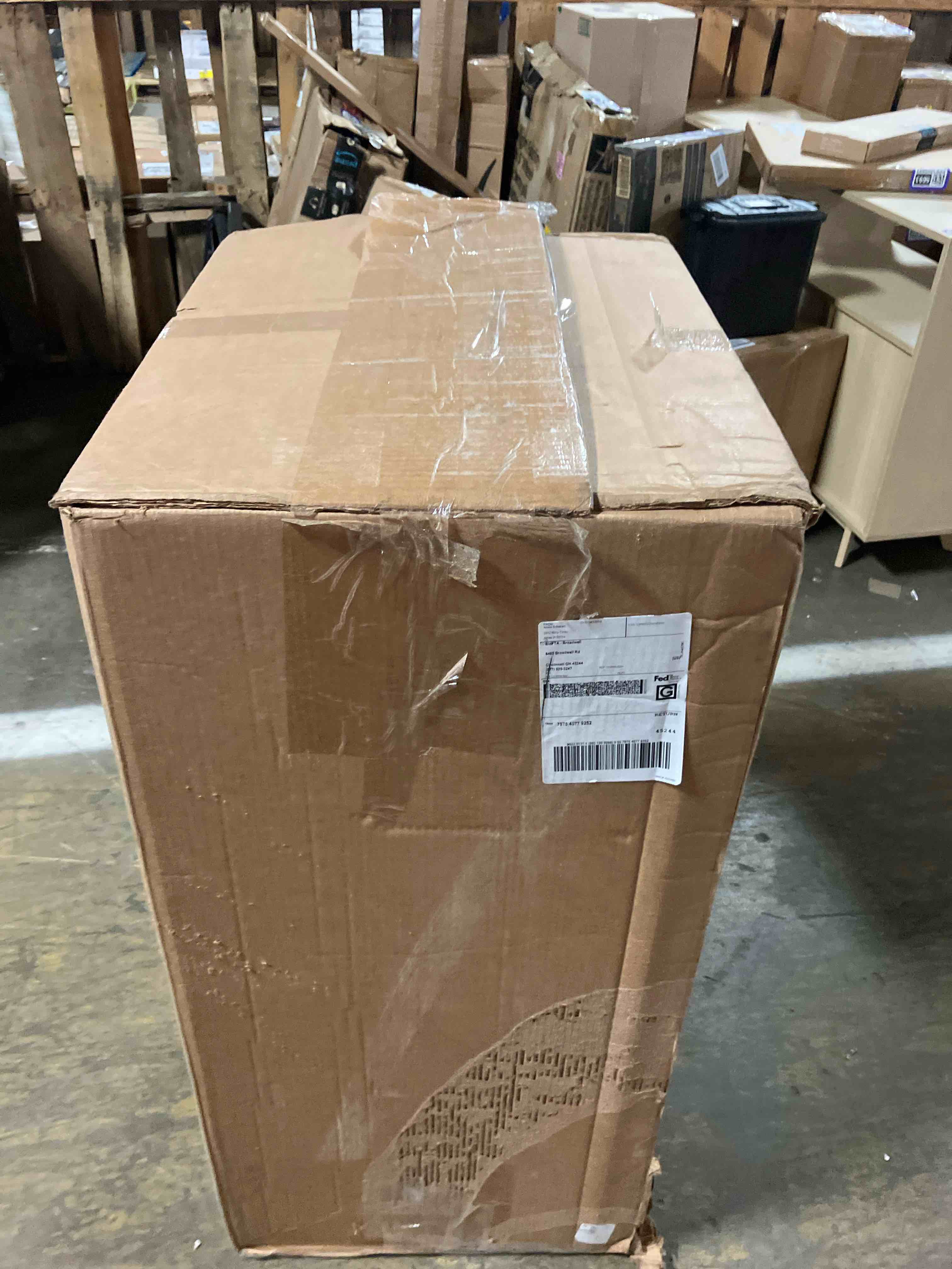 https://s3.amazonaws.com/lotting-images-prod/phillipi/TEA3360113_1756303877889.jpeg