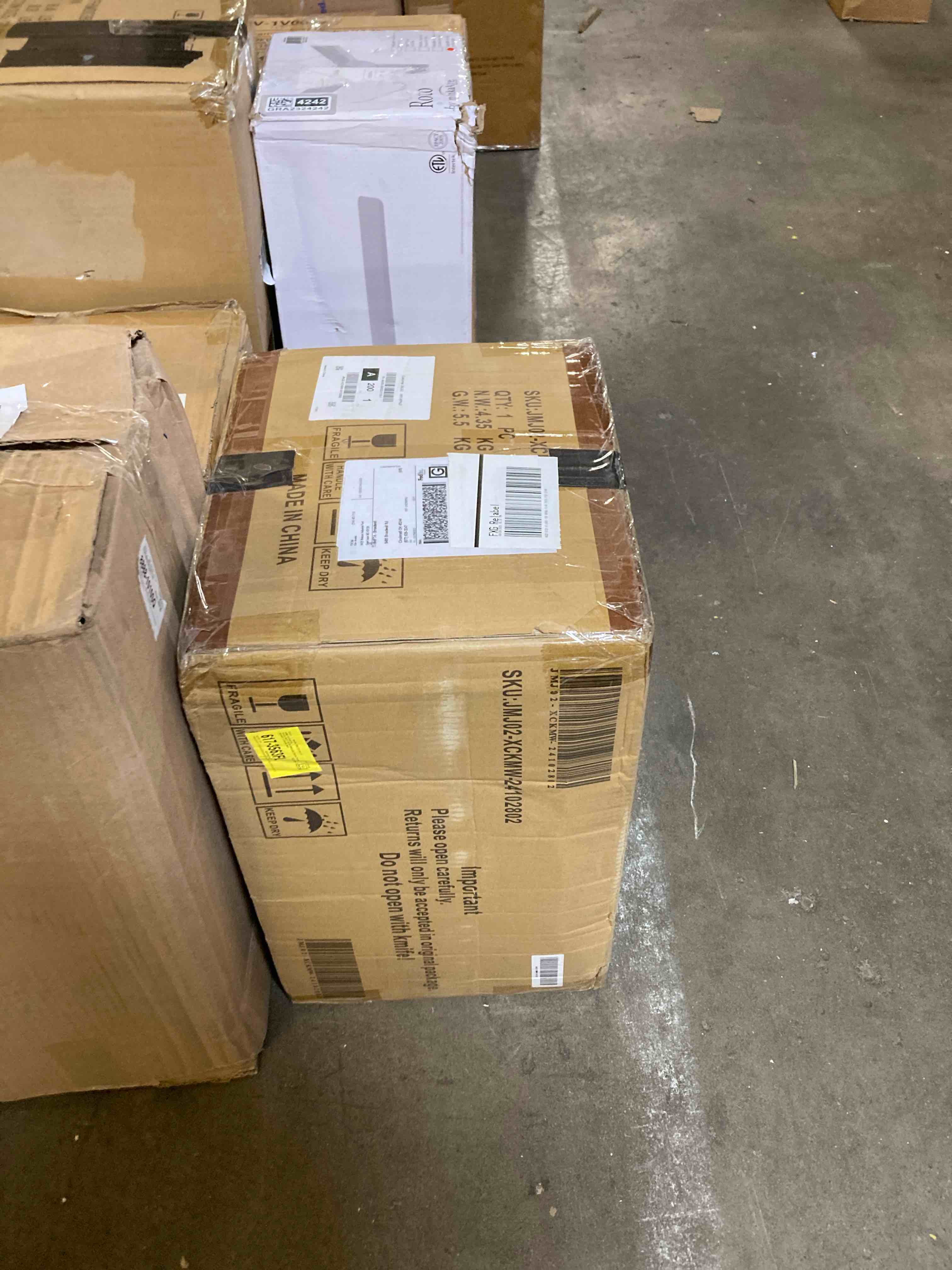 https://s3.amazonaws.com/lotting-images-prod/phillipi/TEA3360311_1757011027715.jpeg