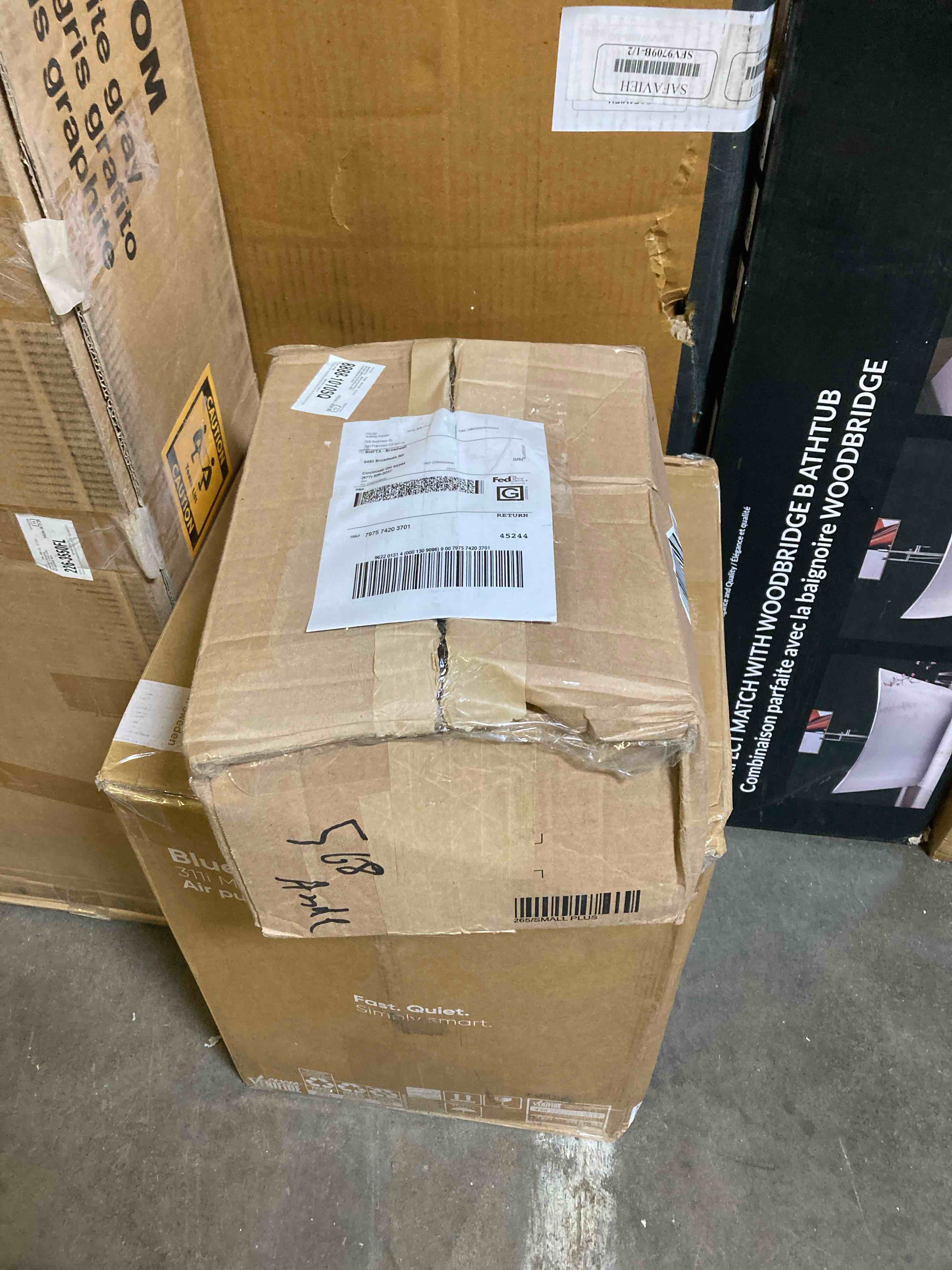 https://s3.amazonaws.com/lotting-images-prod/phillipi/TEA3360320_1757012120498.jpeg