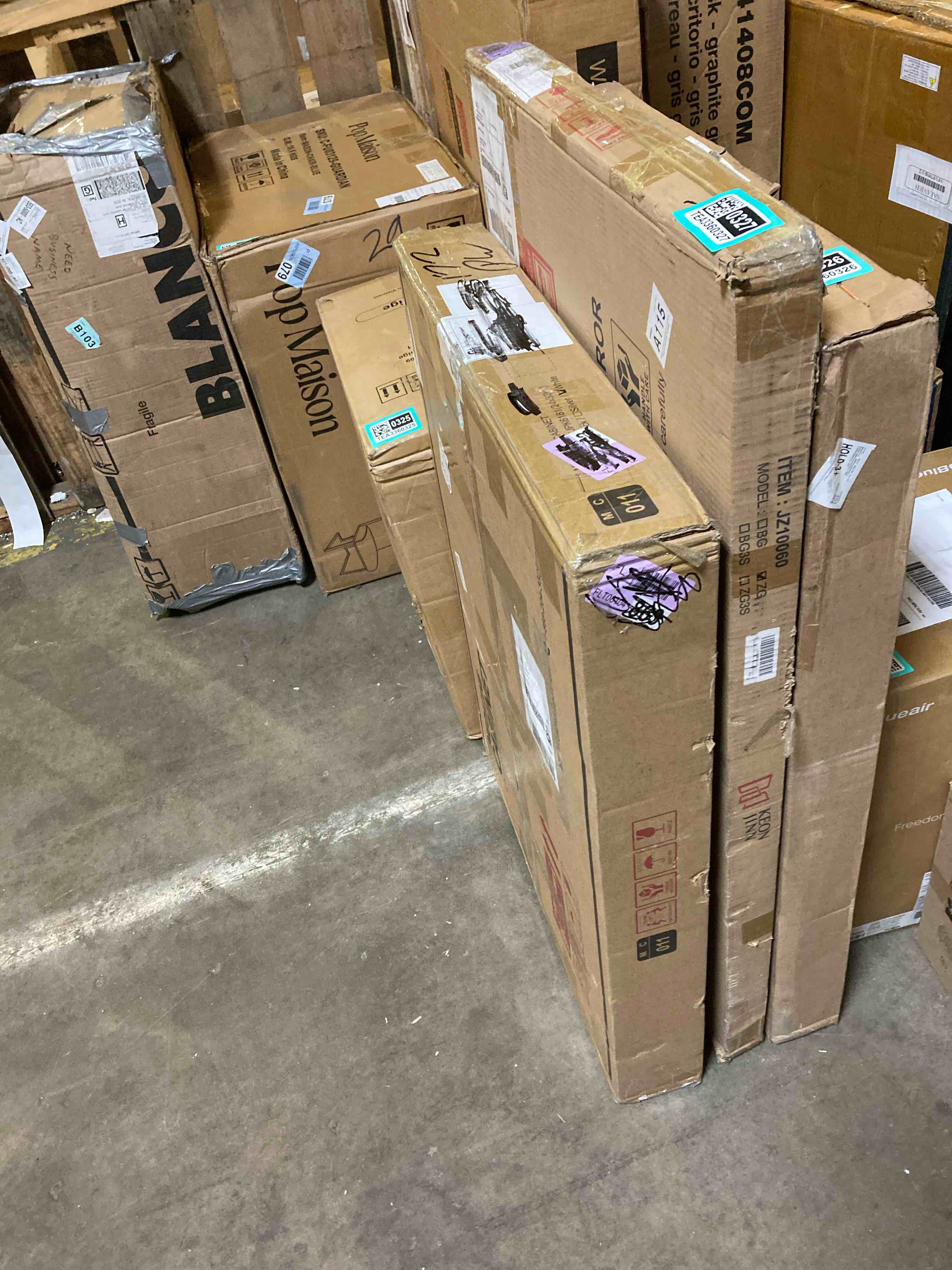 https://s3.amazonaws.com/lotting-images-prod/phillipi/TEA3360328_1757014073871.jpeg