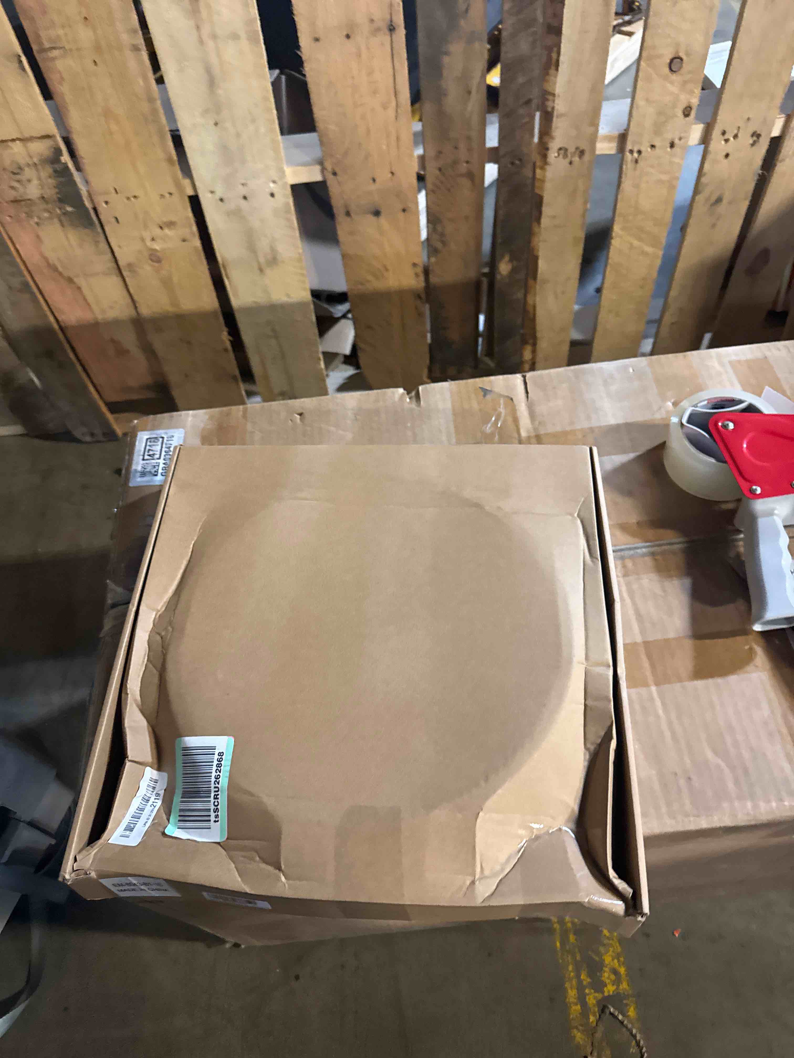 https://s3.amazonaws.com/lotting-images-prod/phillipi/TEA3360595_1758113654460.jpeg
