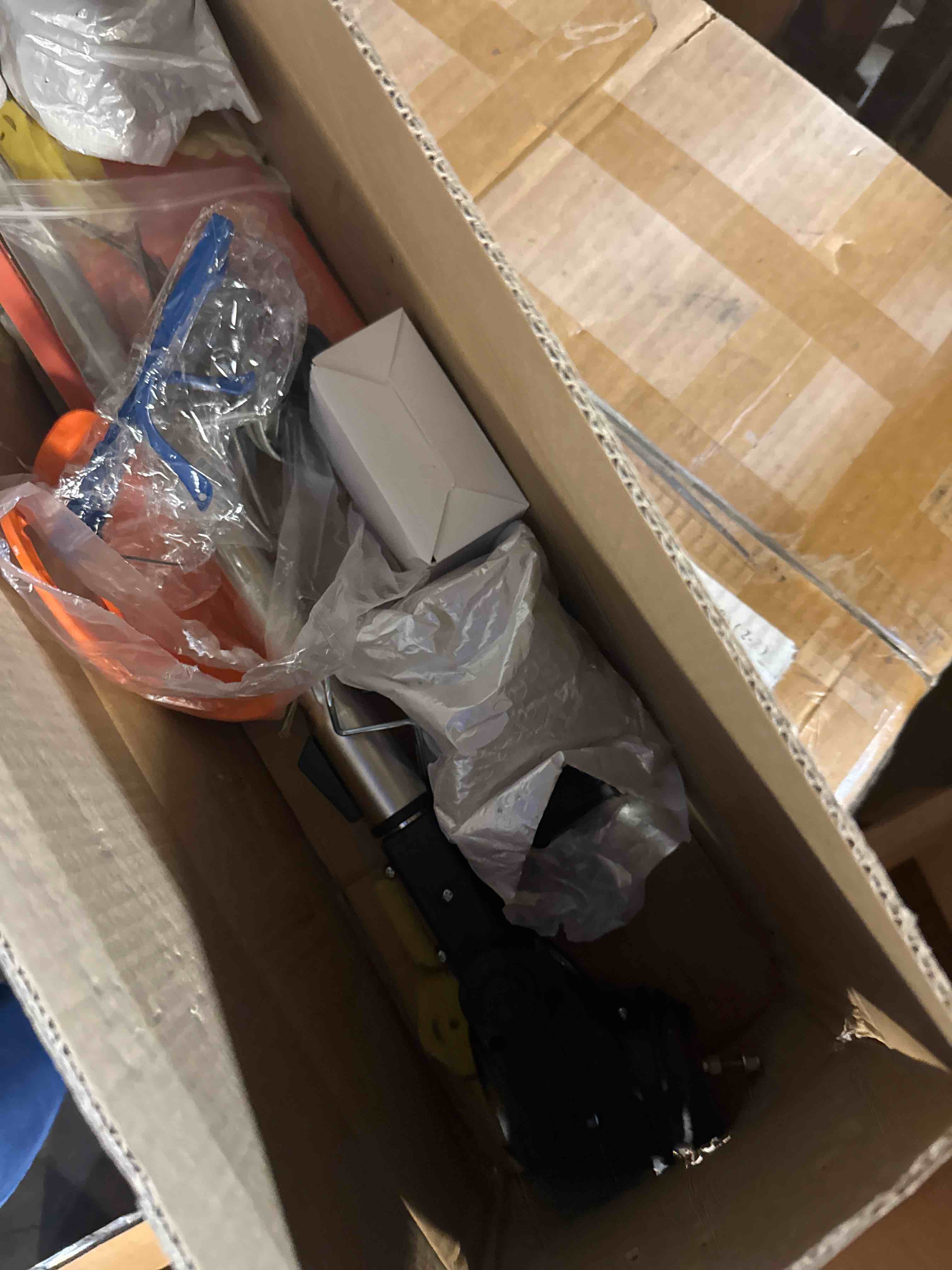 https://s3.amazonaws.com/lotting-images-prod/phillipi/TEA3360599_1758114084533.jpeg