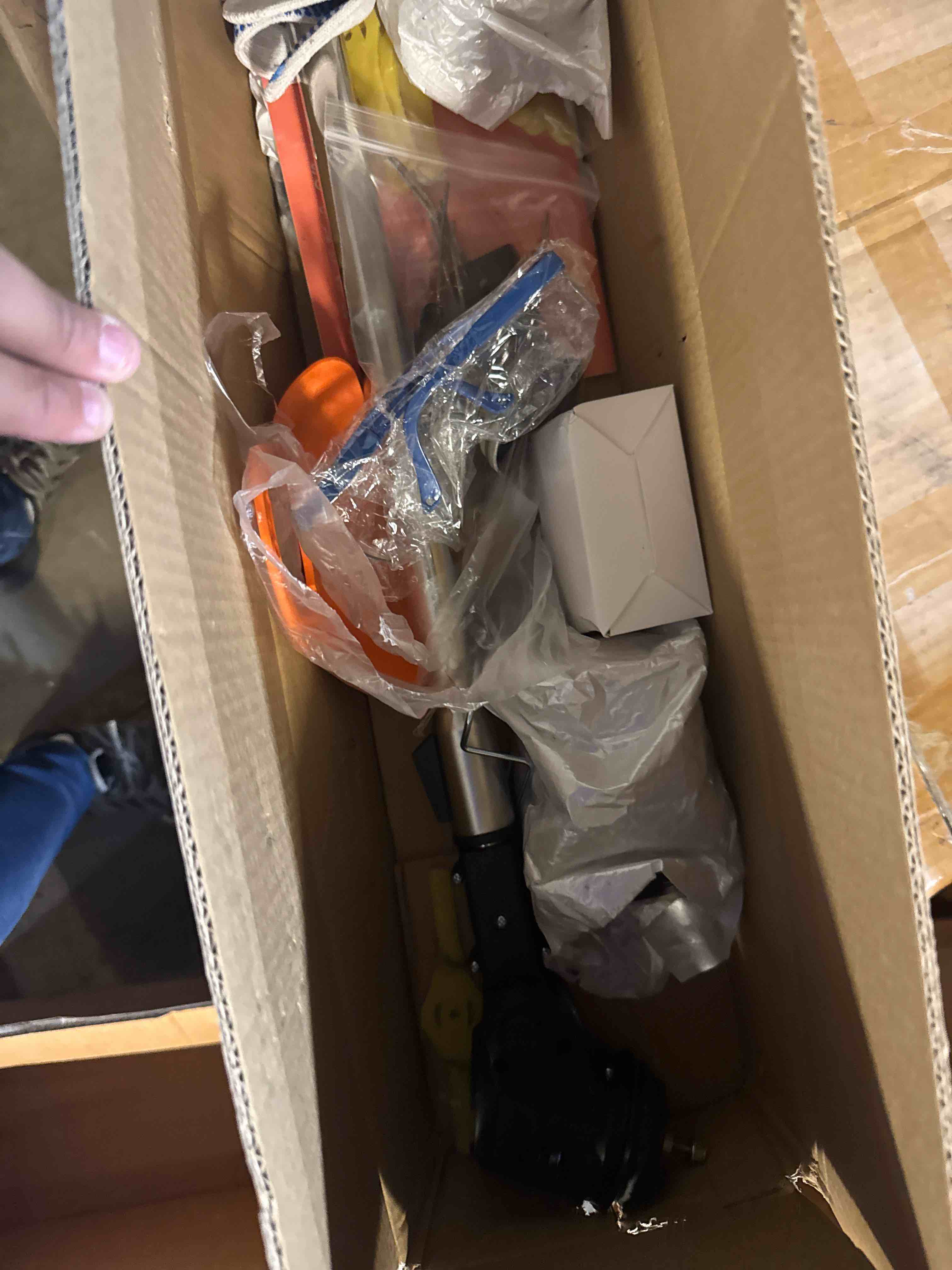 https://s3.amazonaws.com/lotting-images-prod/phillipi/TEA3360599_1758114086630.jpeg