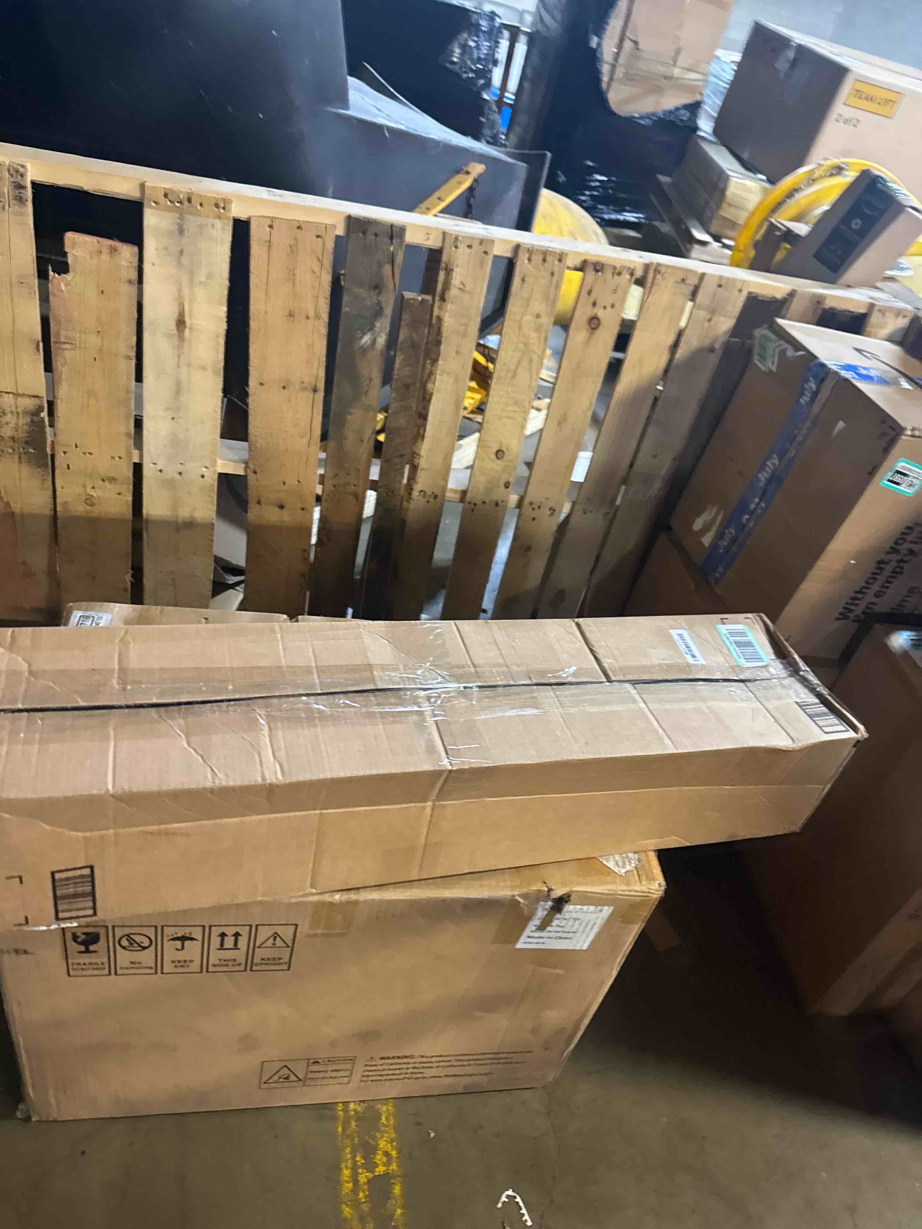 https://s3.amazonaws.com/lotting-images-prod/phillipi/TEA3360599_1758114121100.jpeg