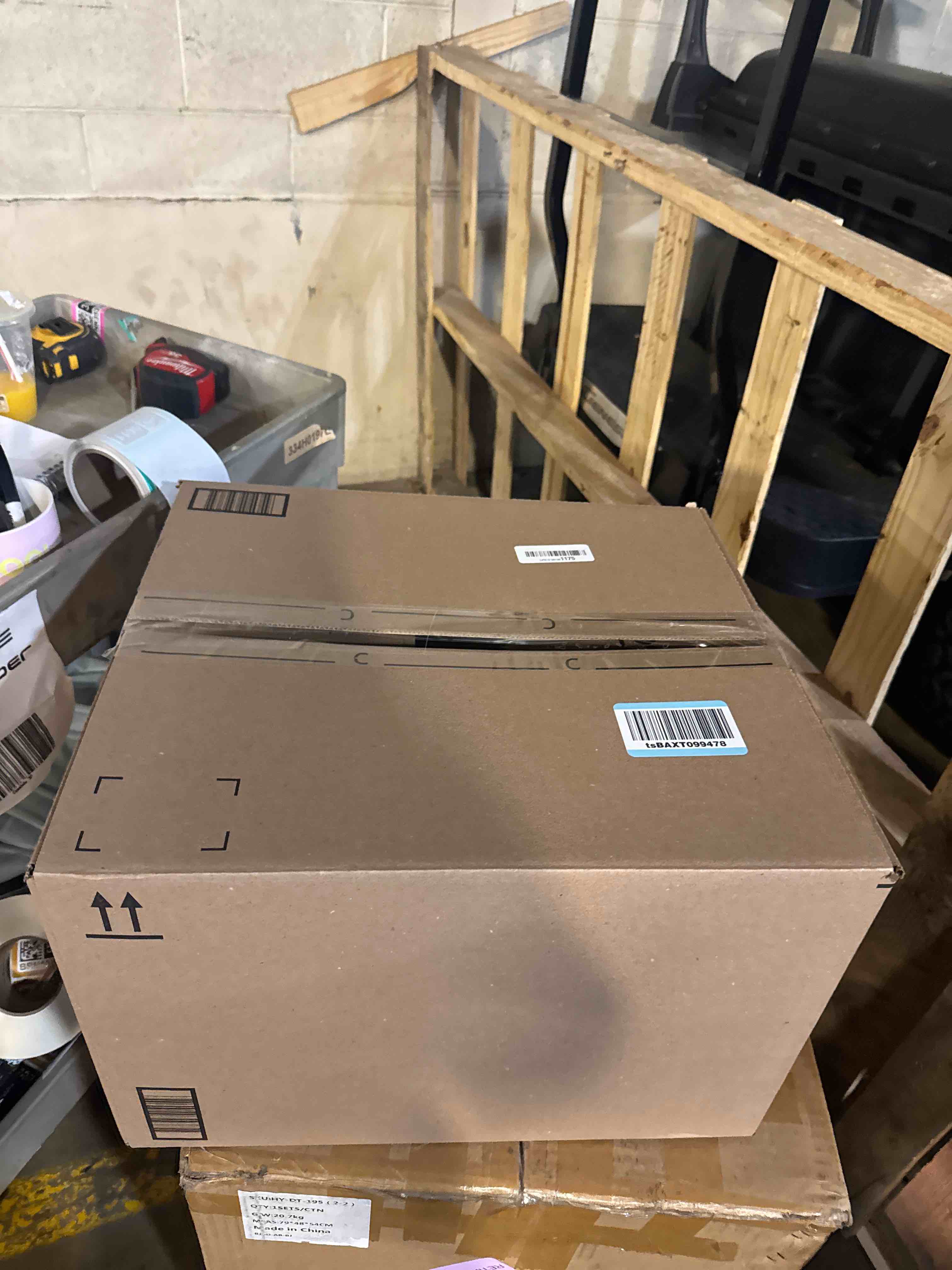 https://s3.amazonaws.com/lotting-images-prod/phillipi/TEA3360606_1758115851659.jpeg
