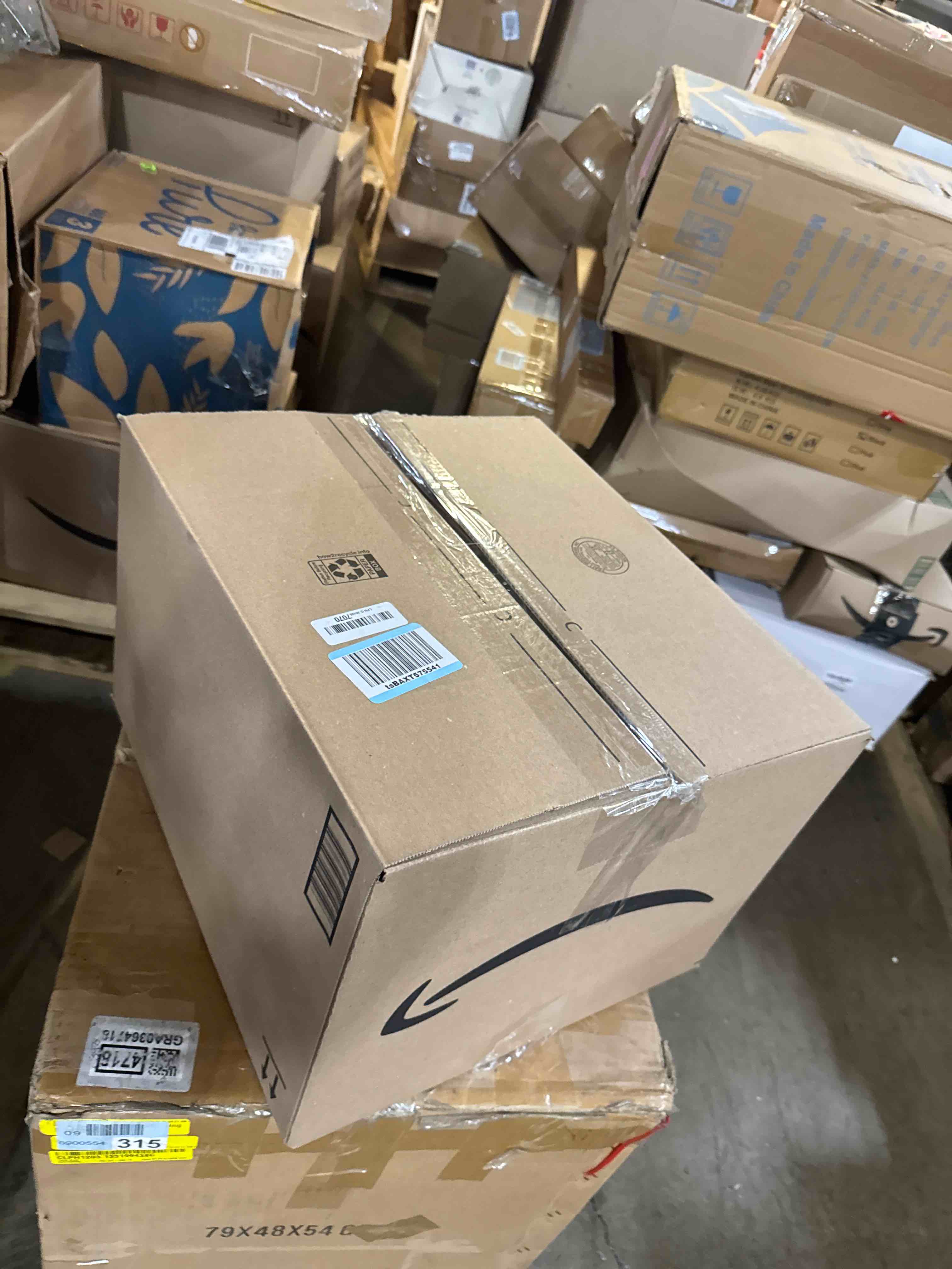 https://s3.amazonaws.com/lotting-images-prod/phillipi/TEA3360651_1758137769517.jpeg