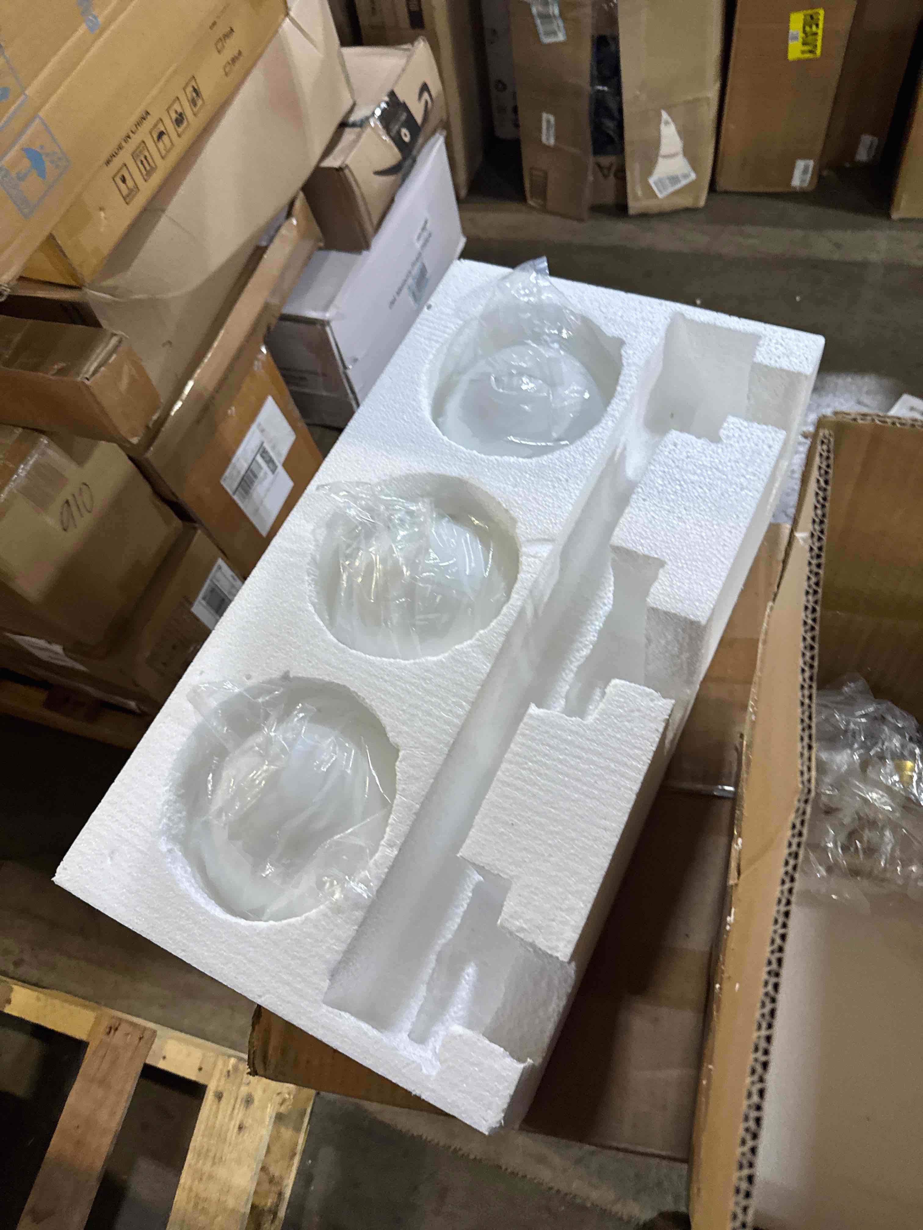 https://s3.amazonaws.com/lotting-images-prod/phillipi/TEA3360657_1758138575766.jpeg