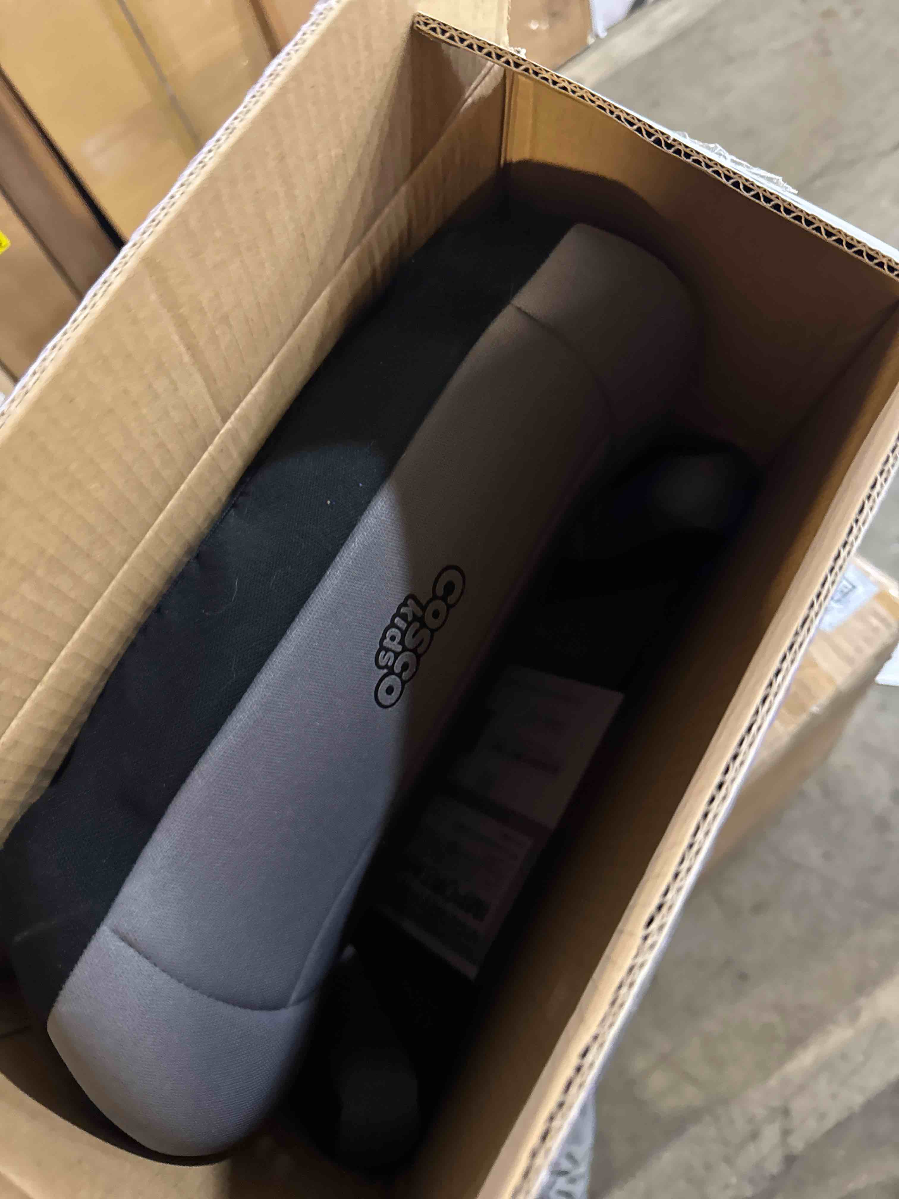 https://s3.amazonaws.com/lotting-images-prod/phillipi/TEA3360664_1758139807419.jpeg