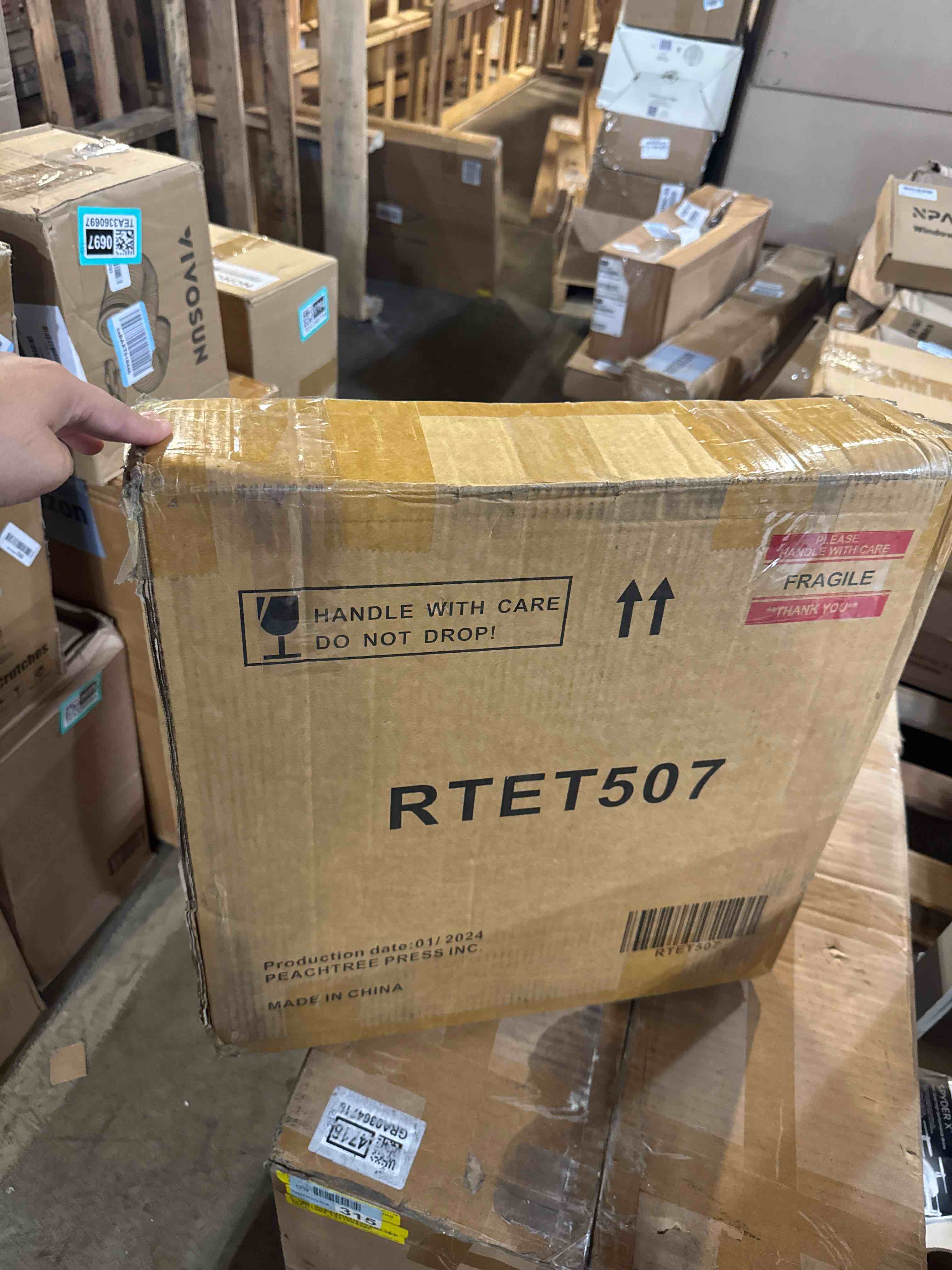 https://s3.amazonaws.com/lotting-images-prod/phillipi/TEA3360706_1758201379073.jpeg