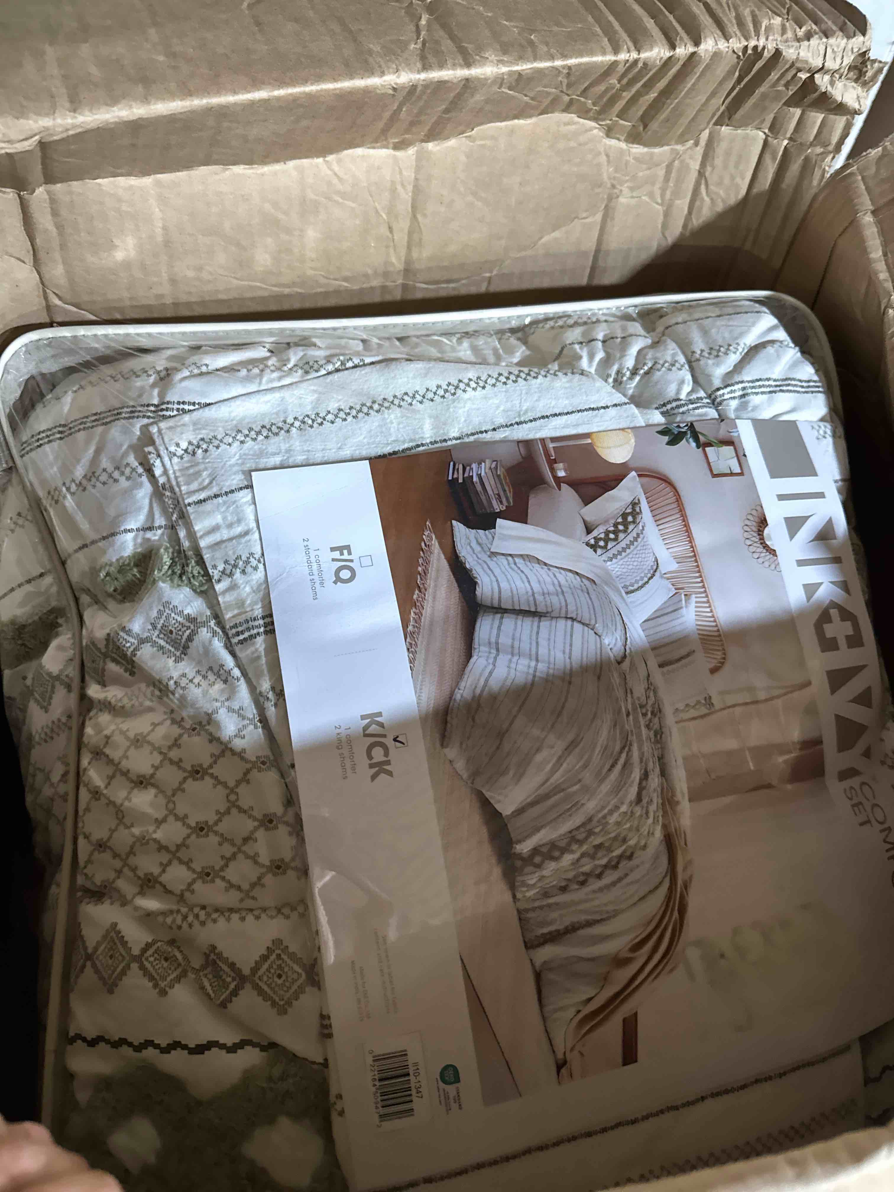 https://s3.amazonaws.com/lotting-images-prod/phillipi/TEA3360709_1758816931243.jpeg