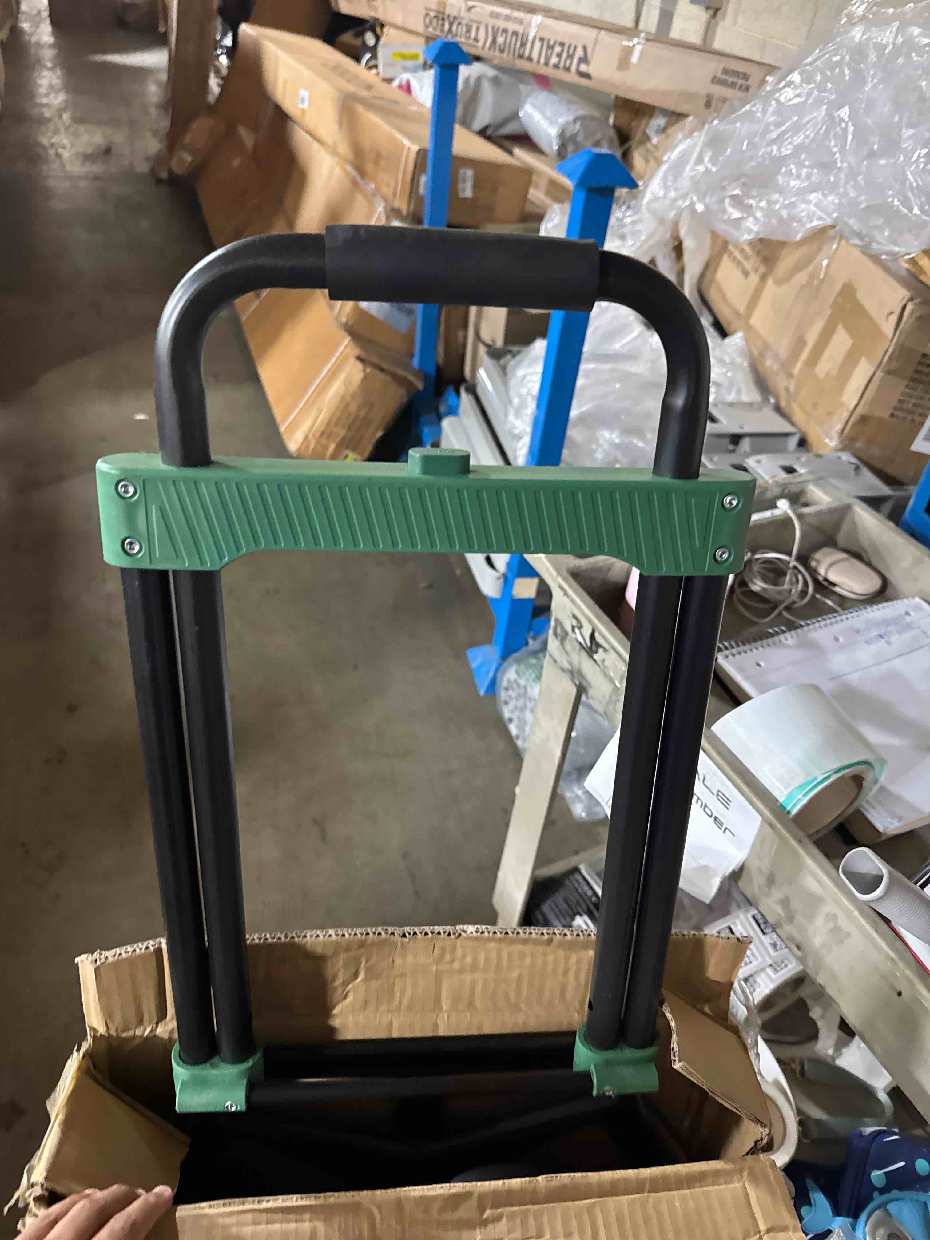 https://s3.amazonaws.com/lotting-images-prod/phillipi/TEA3360714_1758817772020.jpeg