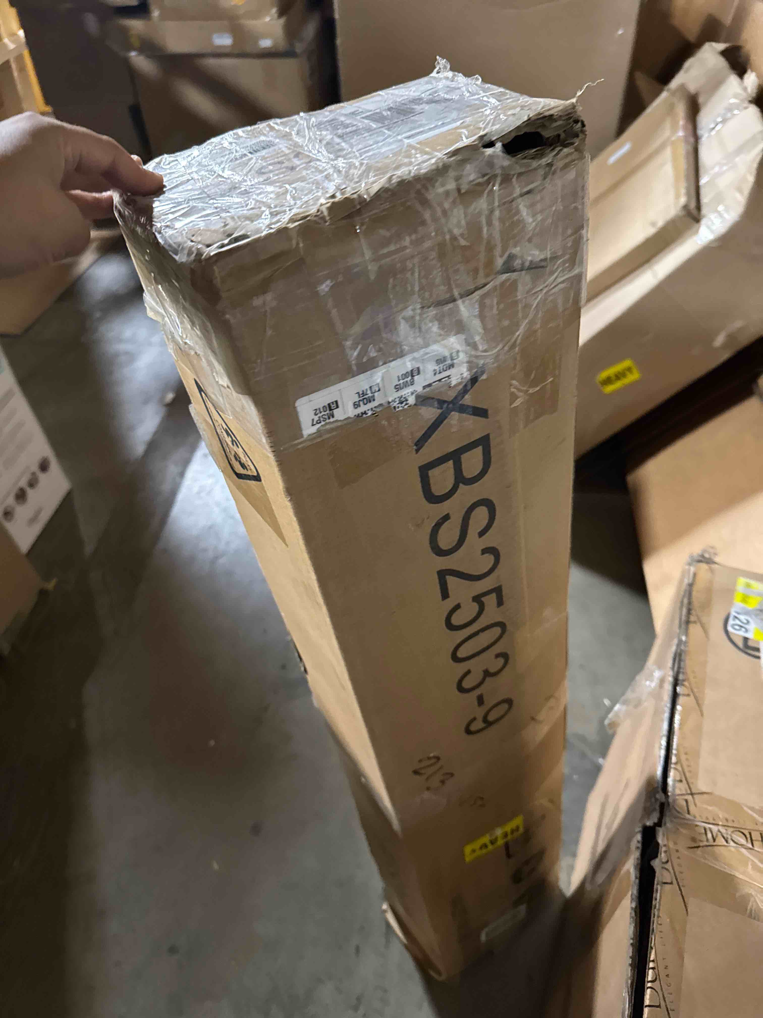 https://s3.amazonaws.com/lotting-images-prod/phillipi/TEA3360752_1758822903773.jpeg
