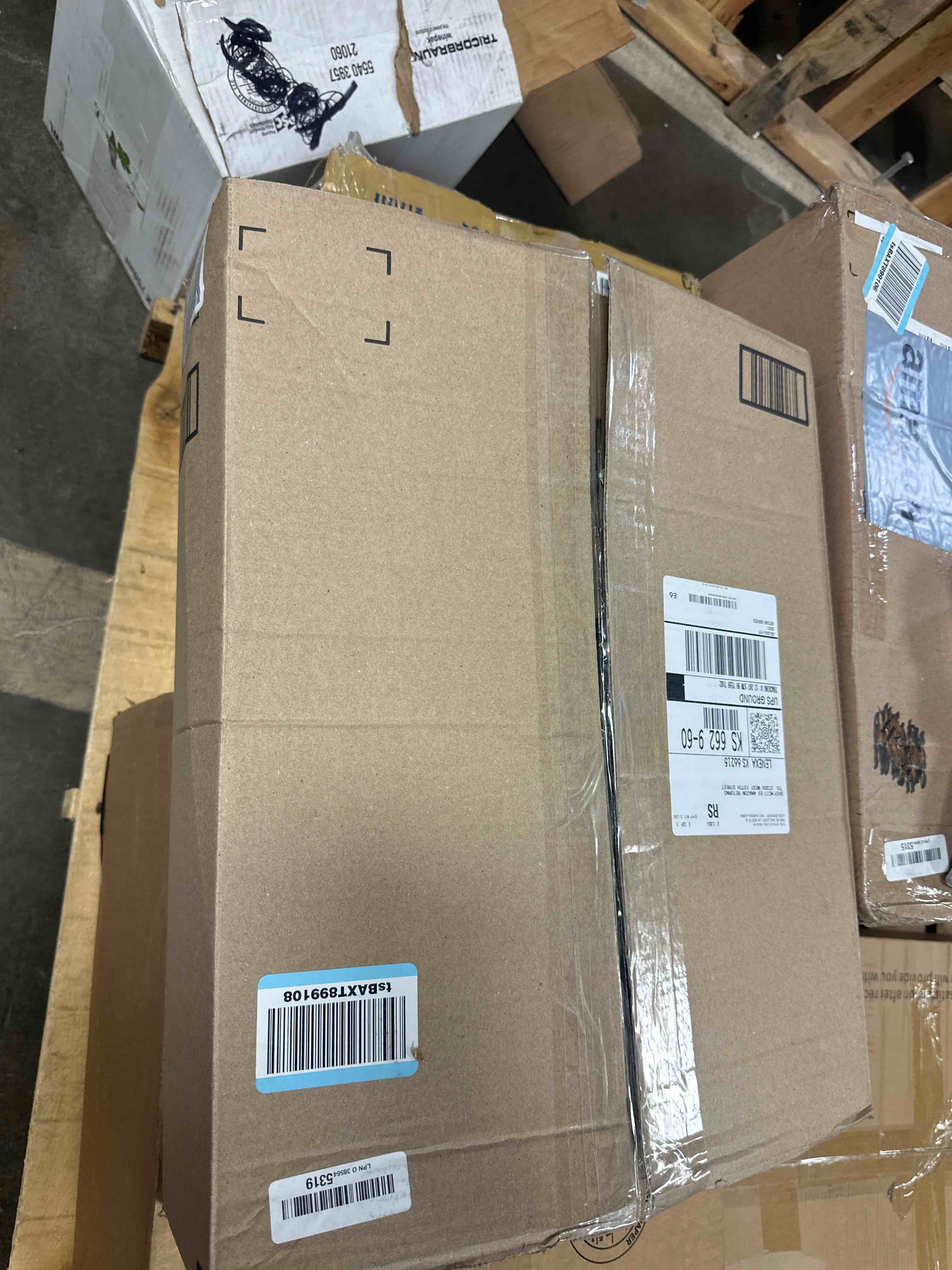 https://s3.amazonaws.com/lotting-images-prod/phillipi/TEA3360967_1759933210776.jpeg