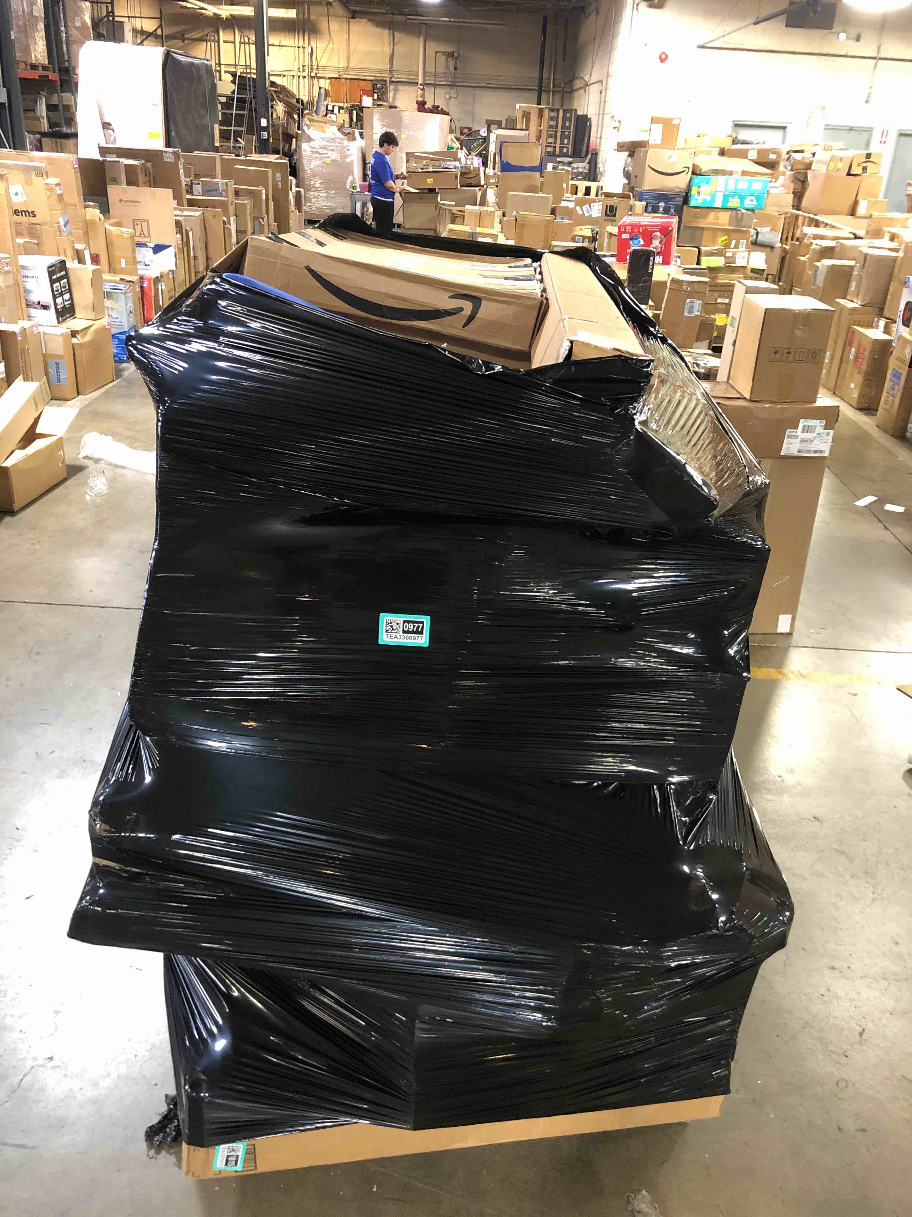 https://s3.amazonaws.com/lotting-images-prod/phillipi/TEA3360977_1759944825771.jpeg