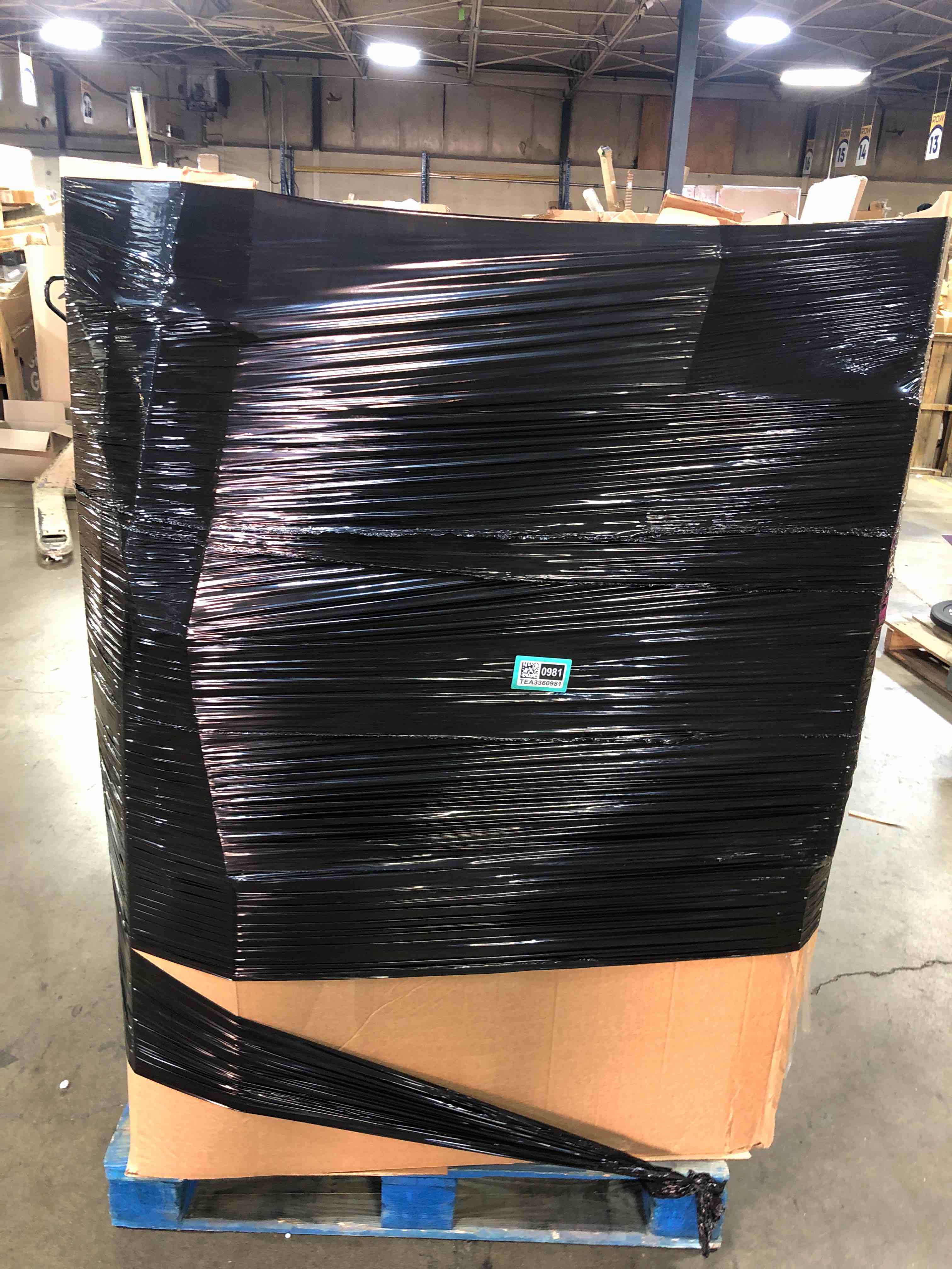 https://s3.amazonaws.com/lotting-images-prod/phillipi/TEA3360981_1760016789202.jpeg