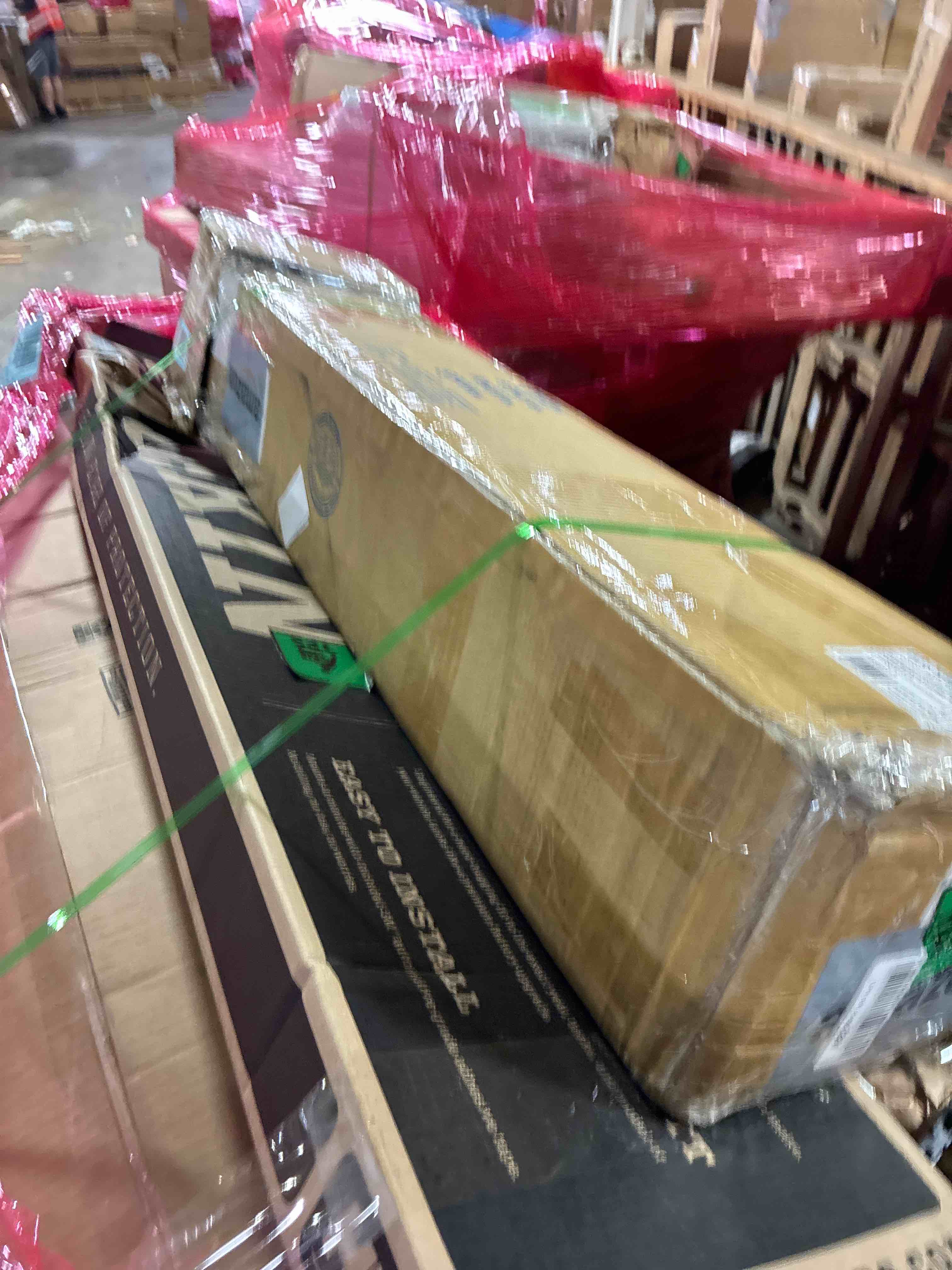 https://s3.amazonaws.com/lotting-images-prod/phillipi/TEA3361002_1758034900910.jpeg