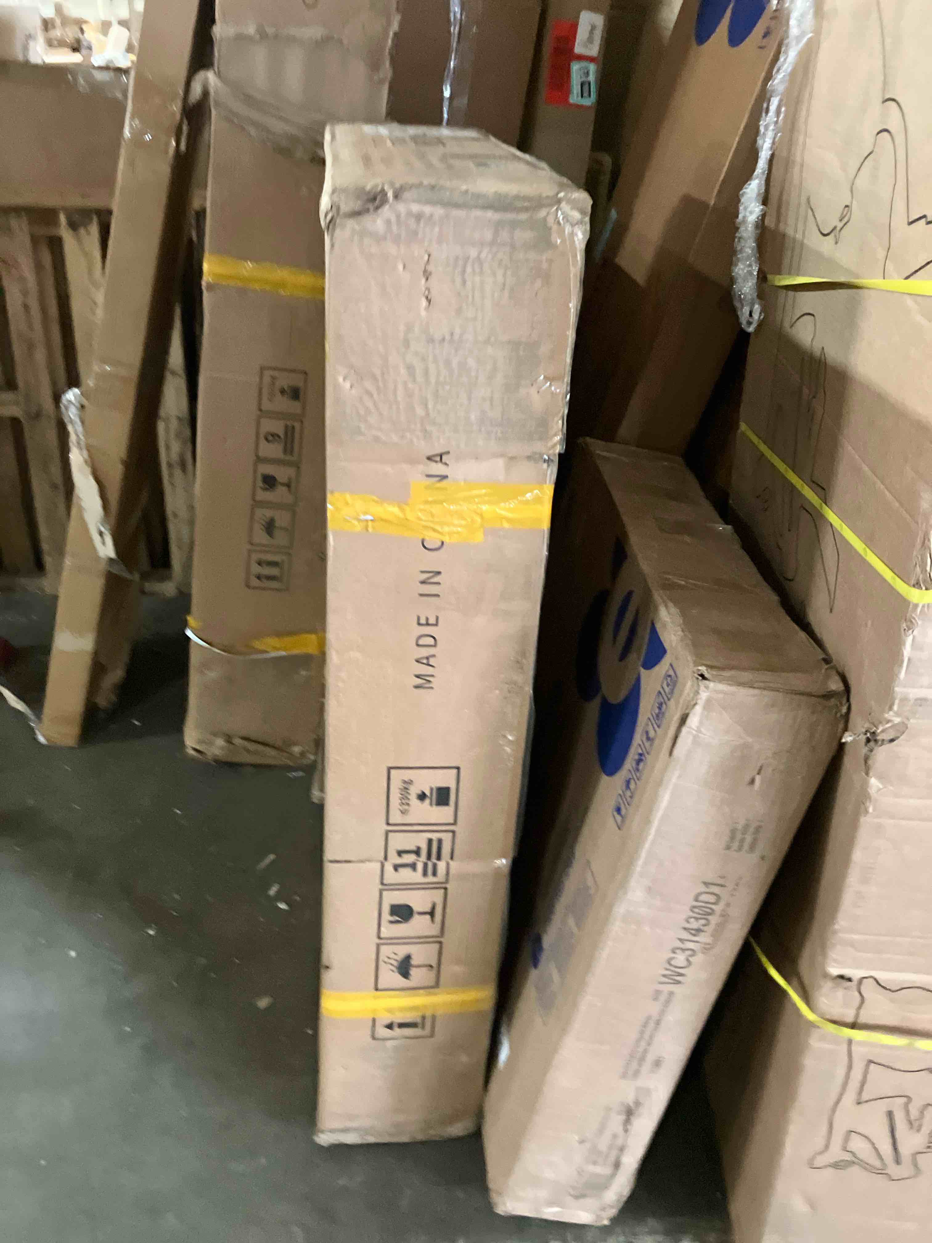 https://s3.amazonaws.com/lotting-images-prod/phillipi/TEA3361008_1758036401031.jpeg