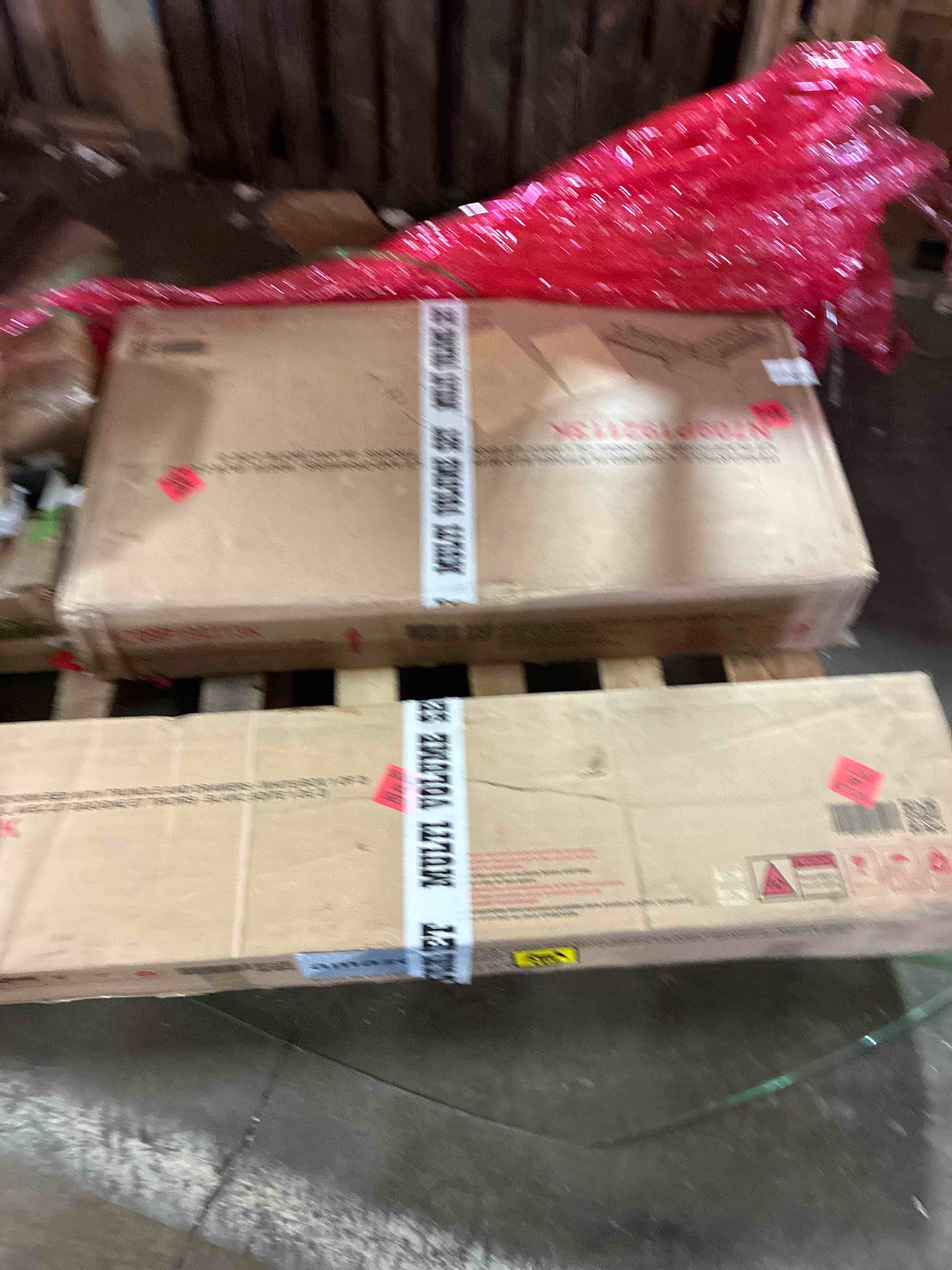 https://s3.amazonaws.com/lotting-images-prod/phillipi/TEA3361022_1758038114050.jpeg