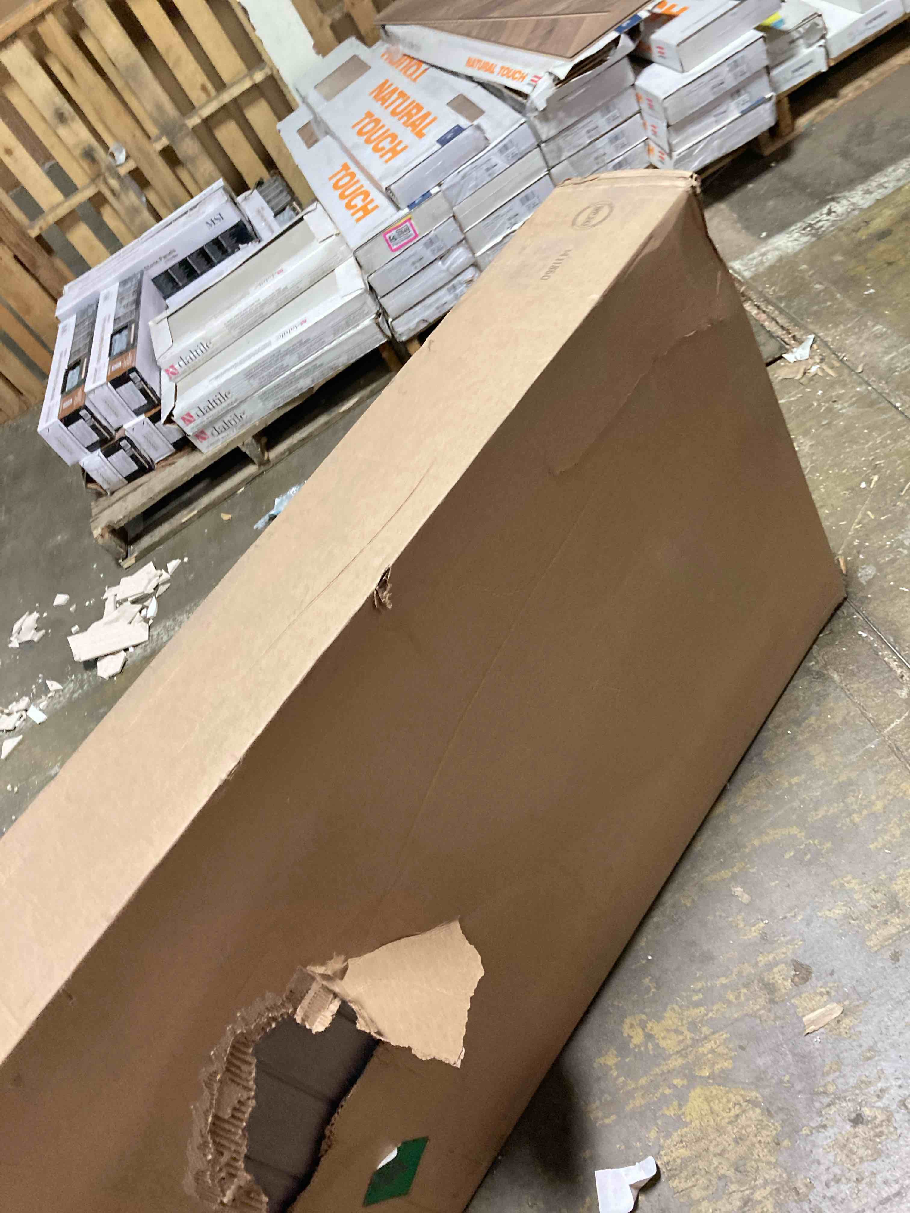 https://s3.amazonaws.com/lotting-images-prod/phillipi/TEA3361040_1758049448372.jpeg